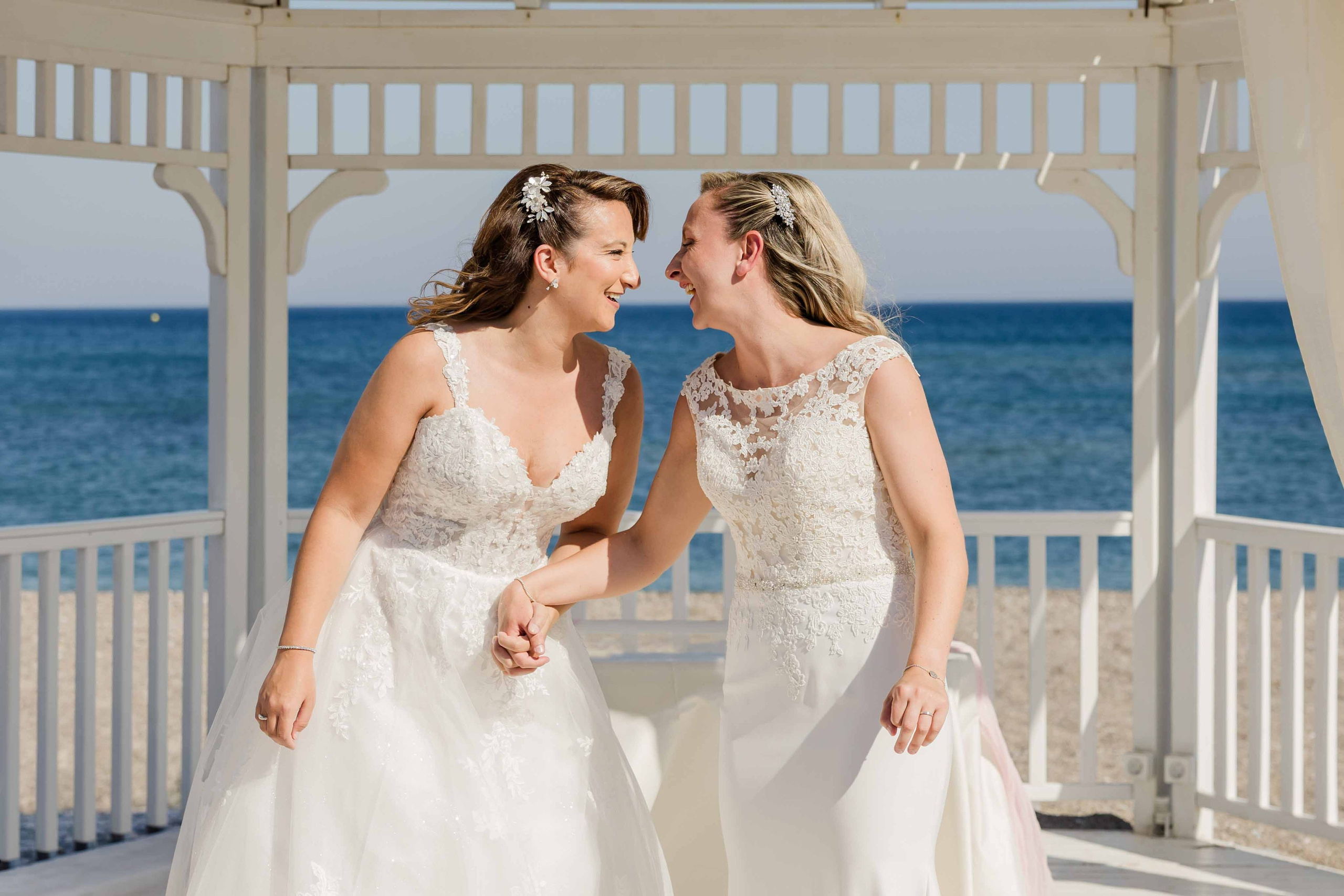 | Carly & Eimer |. Photography in Rhodes
