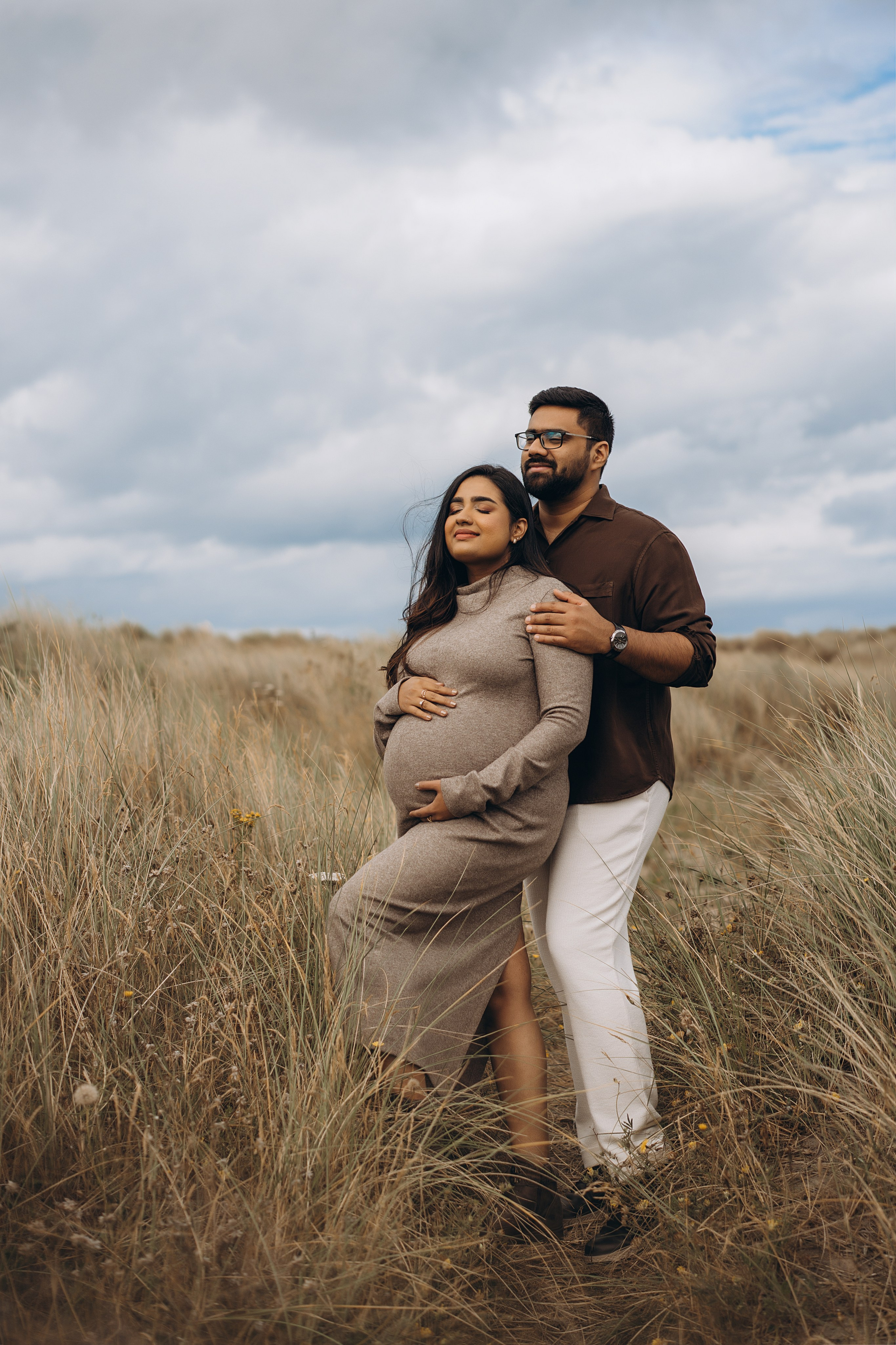 Meera: Bull island. Maternity/Love story/Wedding photographer