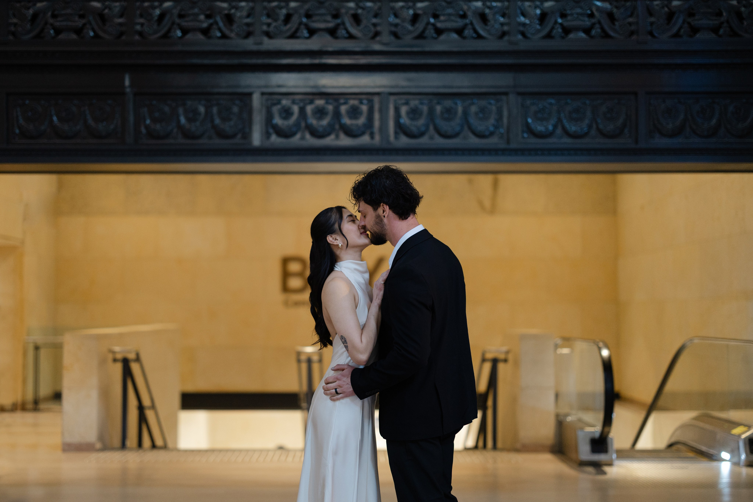 Engagement Session — Downtown Toronto. Anna Leb Photo