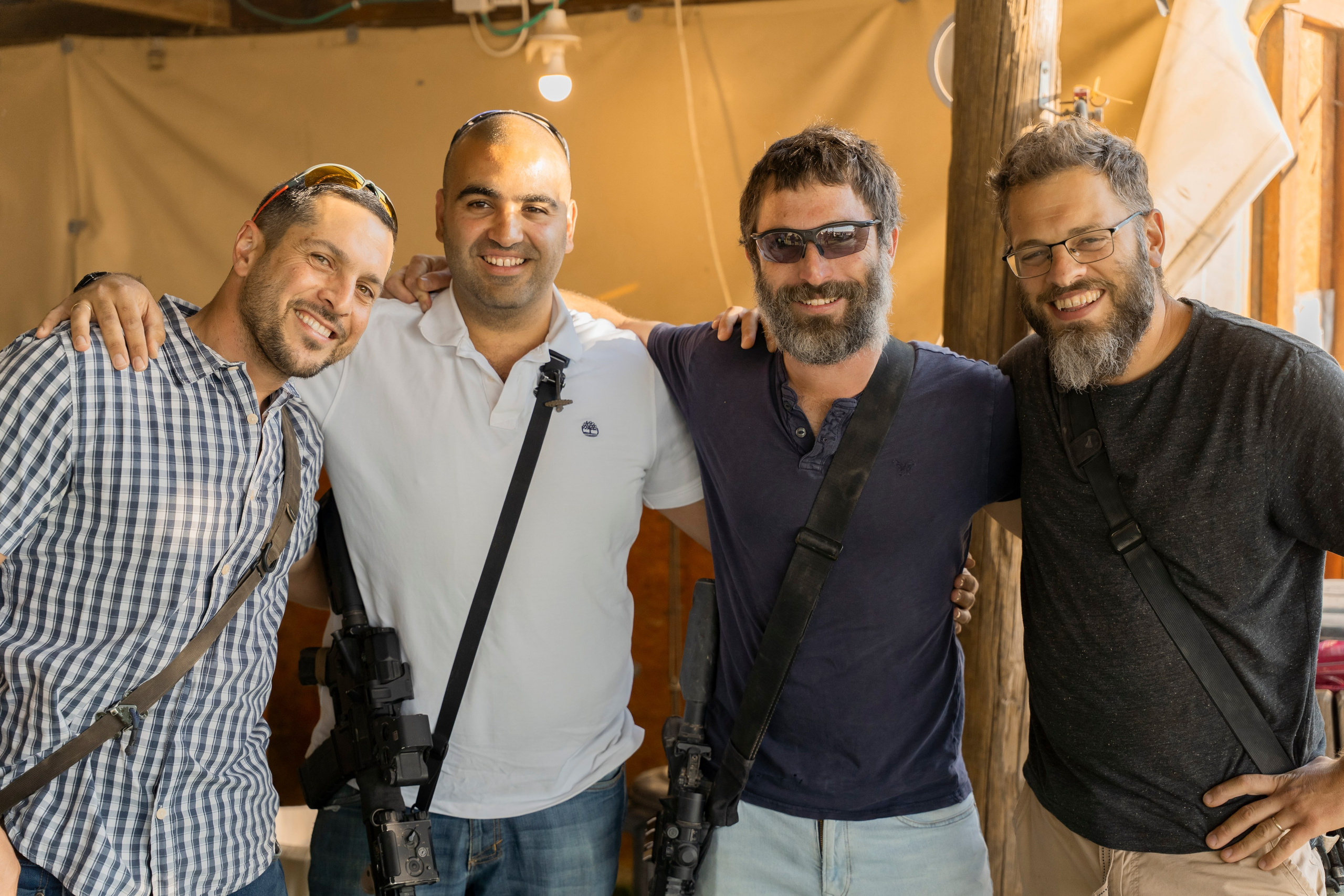 אביה ואחיה. יוסף מזרחי צילום חתונה, ברית וזוגיות. צלם מקצועי שאוהב להוציא אתכם הכי יפים ברגעים הכי מרגשים