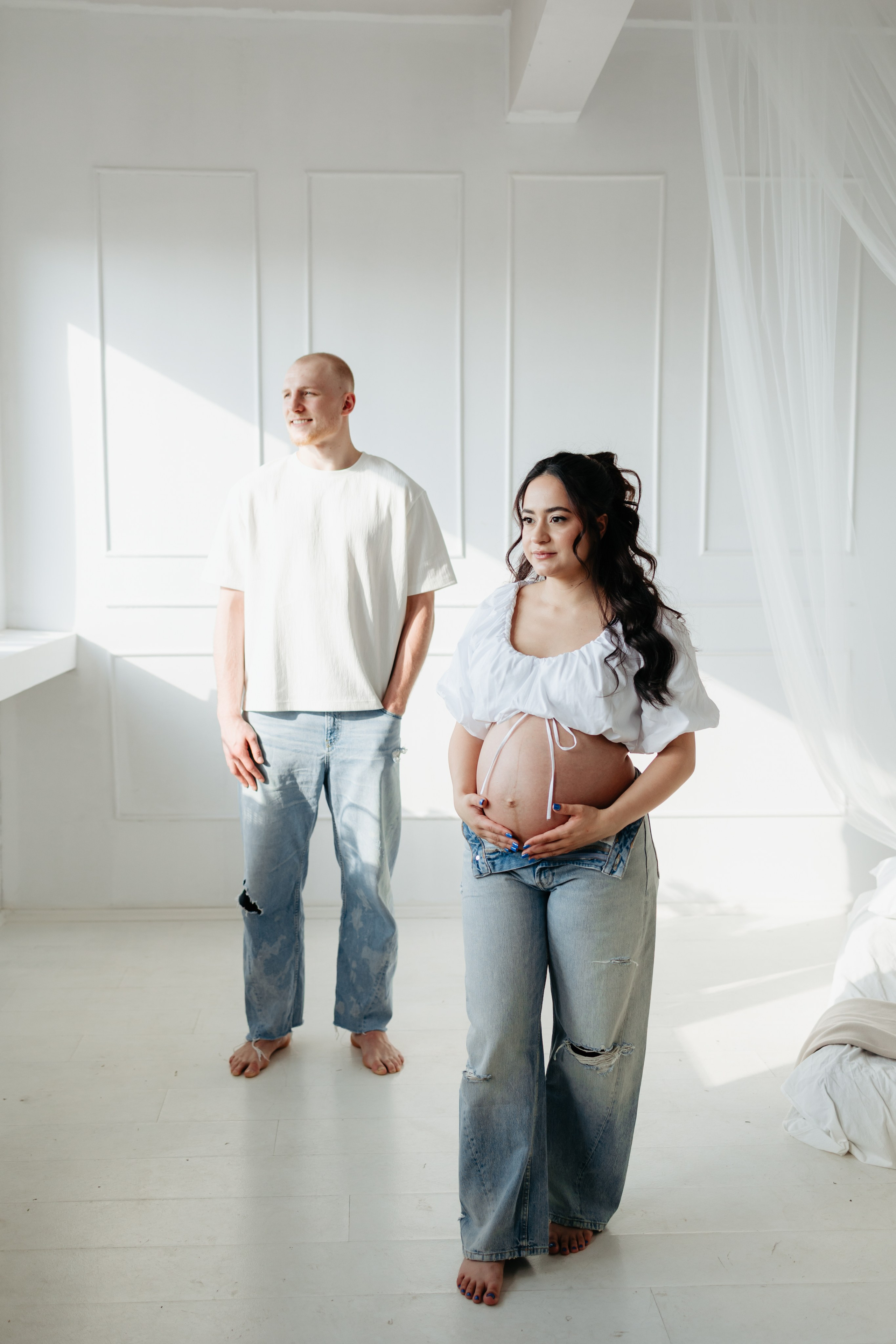 MAYRA & TREY’S MATERNITY STUDIO SESSION. Wedding Photographer Editorial Storytelling Cluj, Romania & Europe|Lore Photography