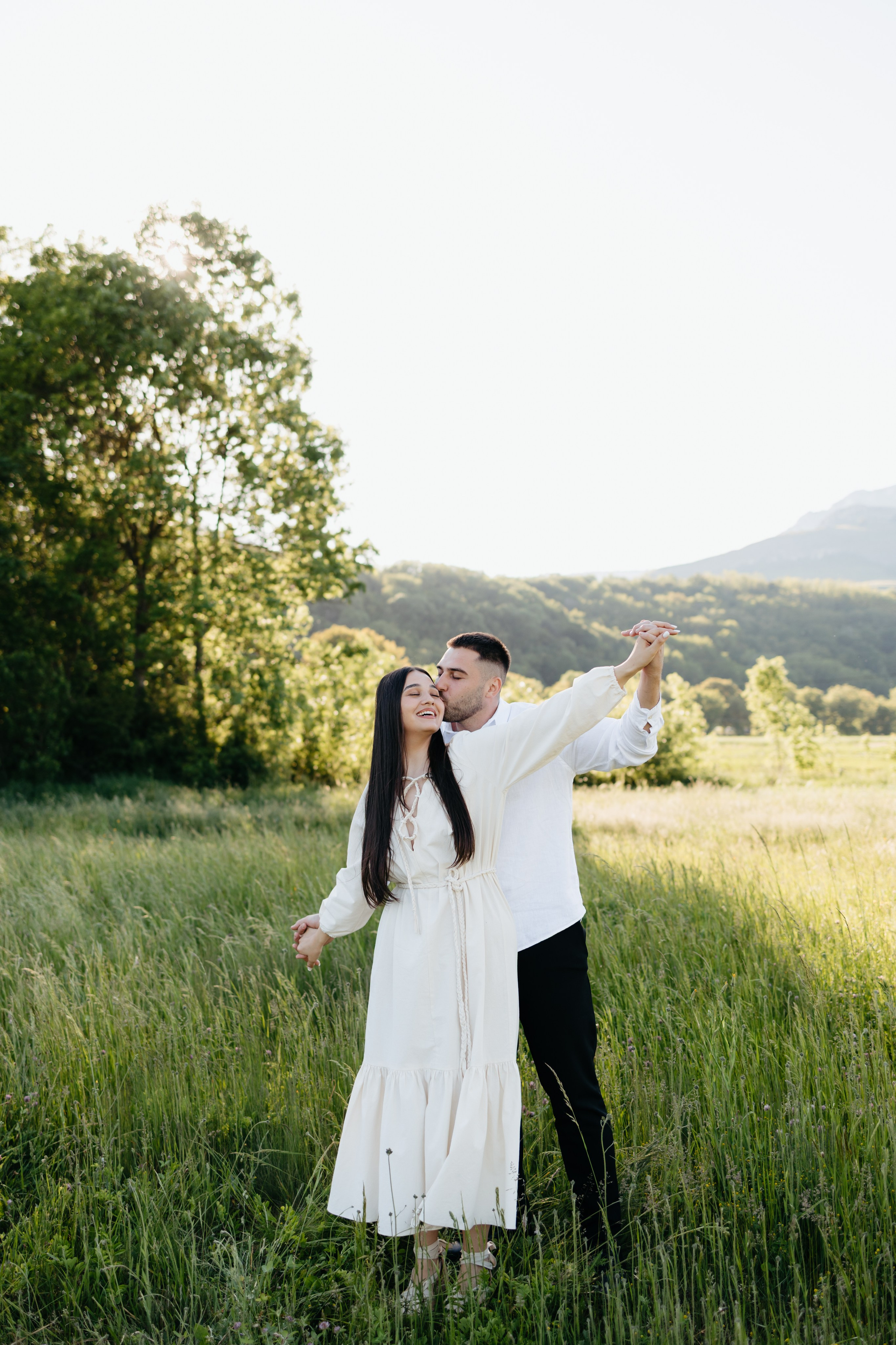 BIANCA & RAUL’S ENGAGEMENT. Wedding Photographer Editorial Storytelling Cluj, Romania & Europe|Lore Photography