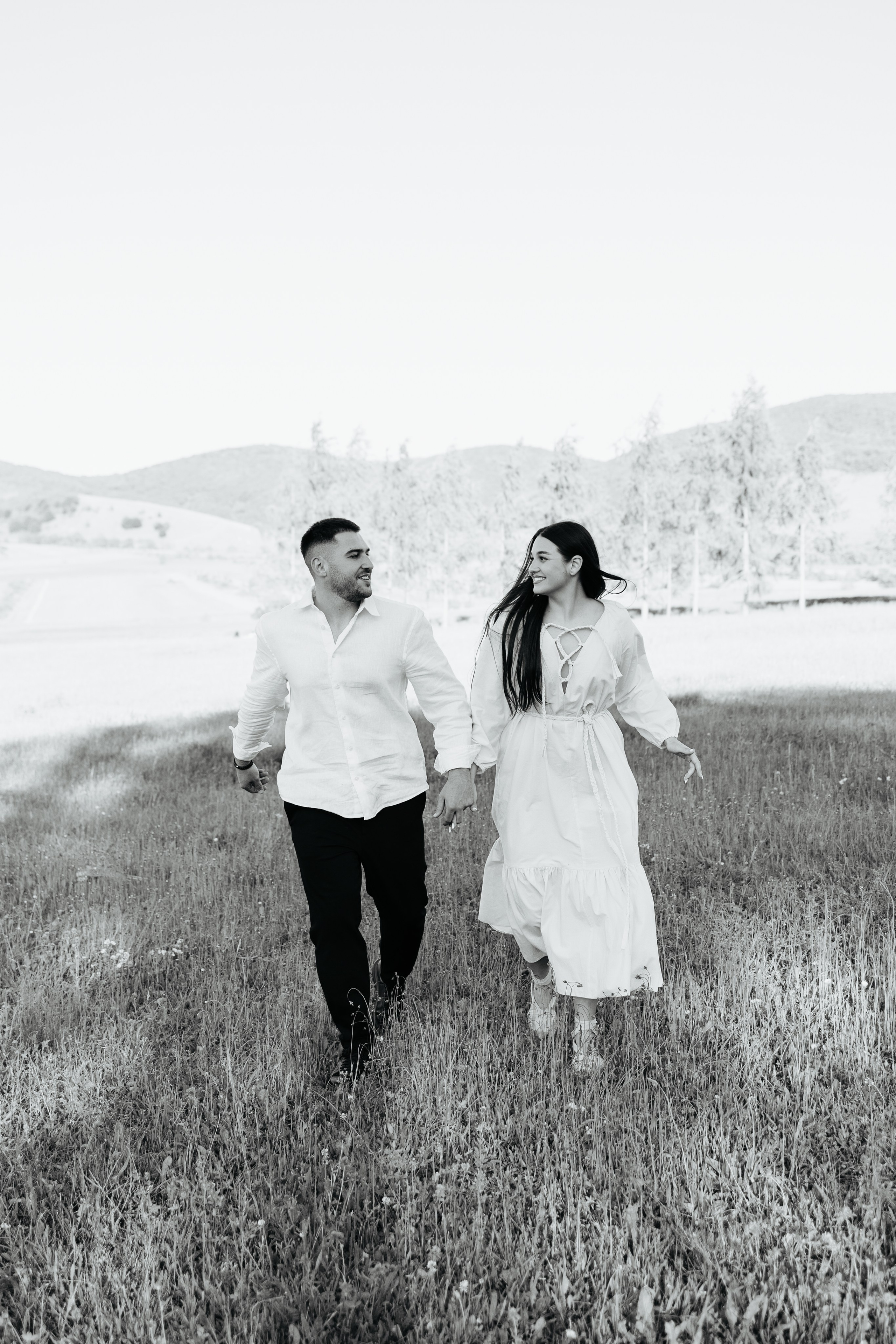BIANCA & RAUL’S ENGAGEMENT. Wedding Photographer Editorial Storytelling Cluj, Romania & Europe|Lore Photography