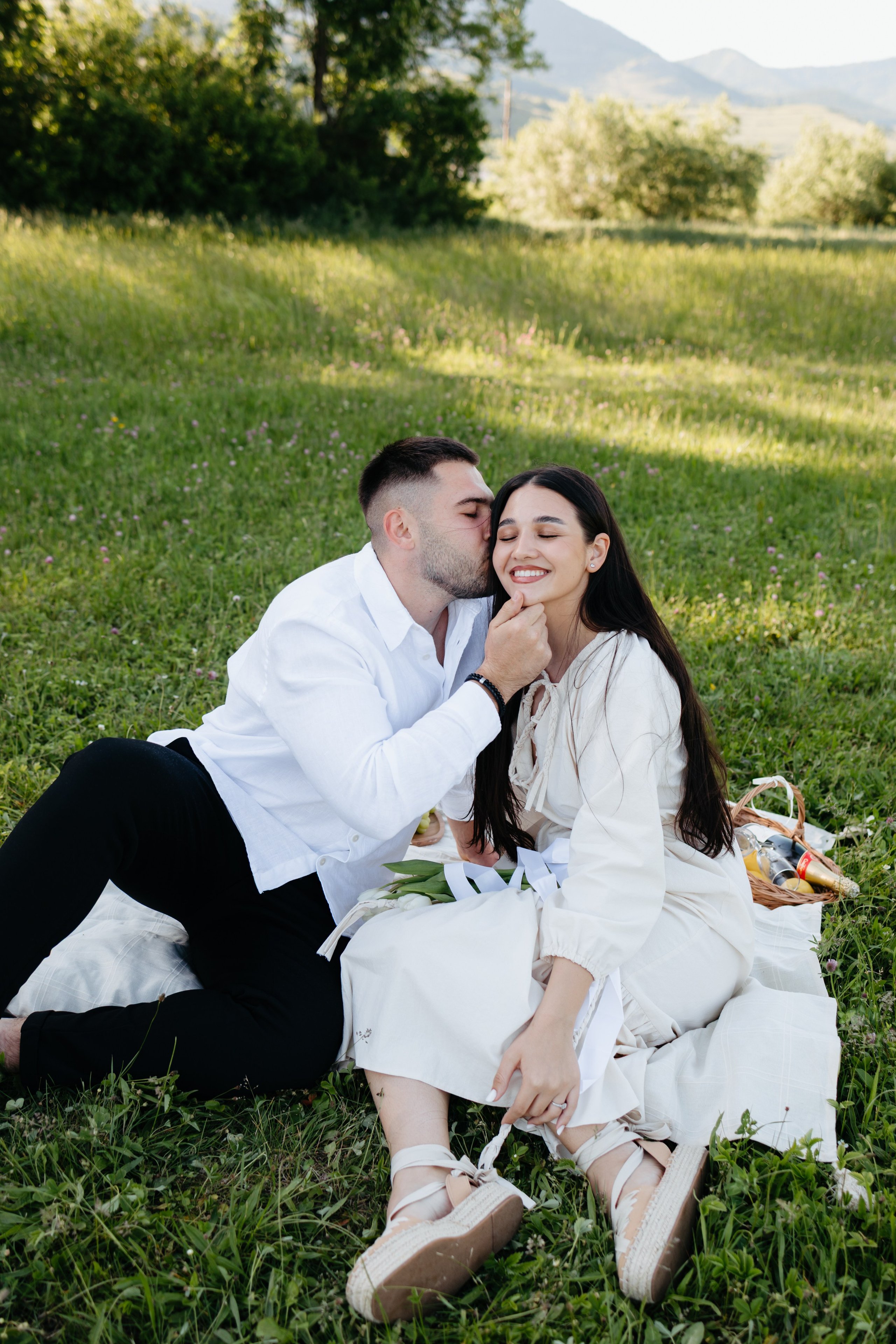 BIANCA & RAUL’S ENGAGEMENT. Wedding Photographer Editorial Storytelling Cluj, Romania & Europe|Lore Photography