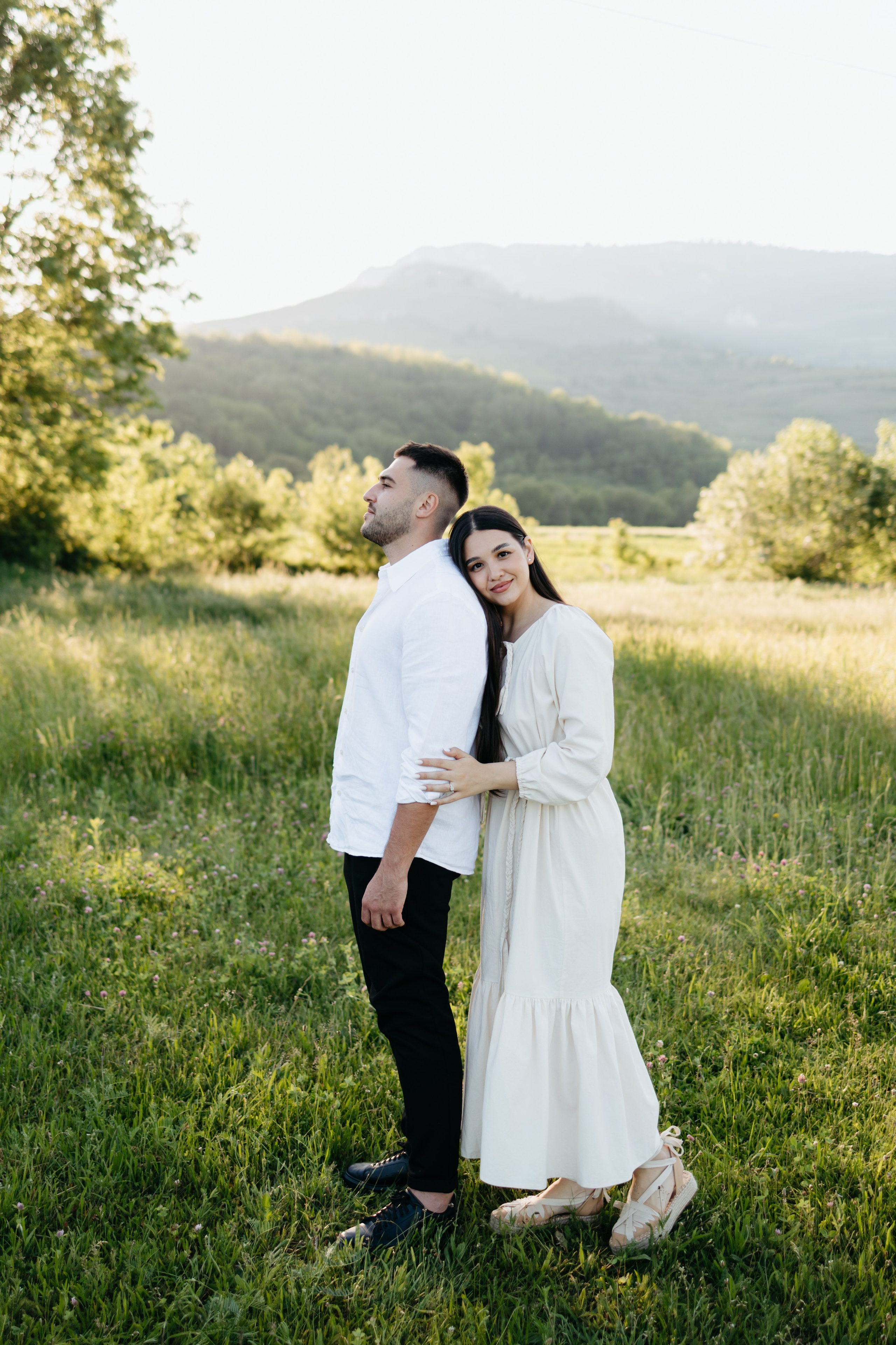 BIANCA & RAUL’S ENGAGEMENT. Wedding Photographer Editorial Storytelling Cluj, Romania & Europe|Lore Photography