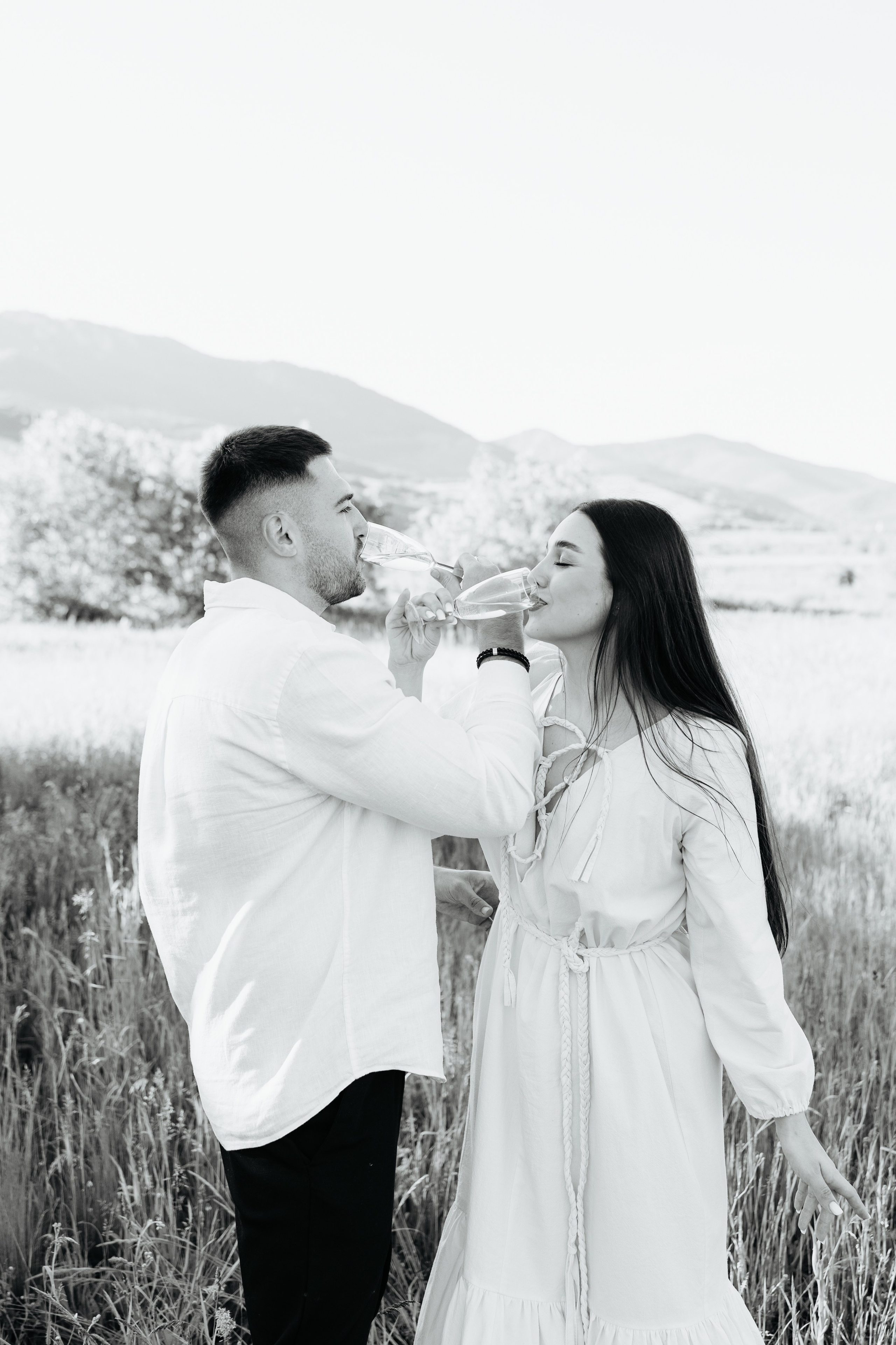 BIANCA & RAUL’S ENGAGEMENT. Wedding Photographer Editorial Storytelling Cluj, Romania & Europe|Lore Photography