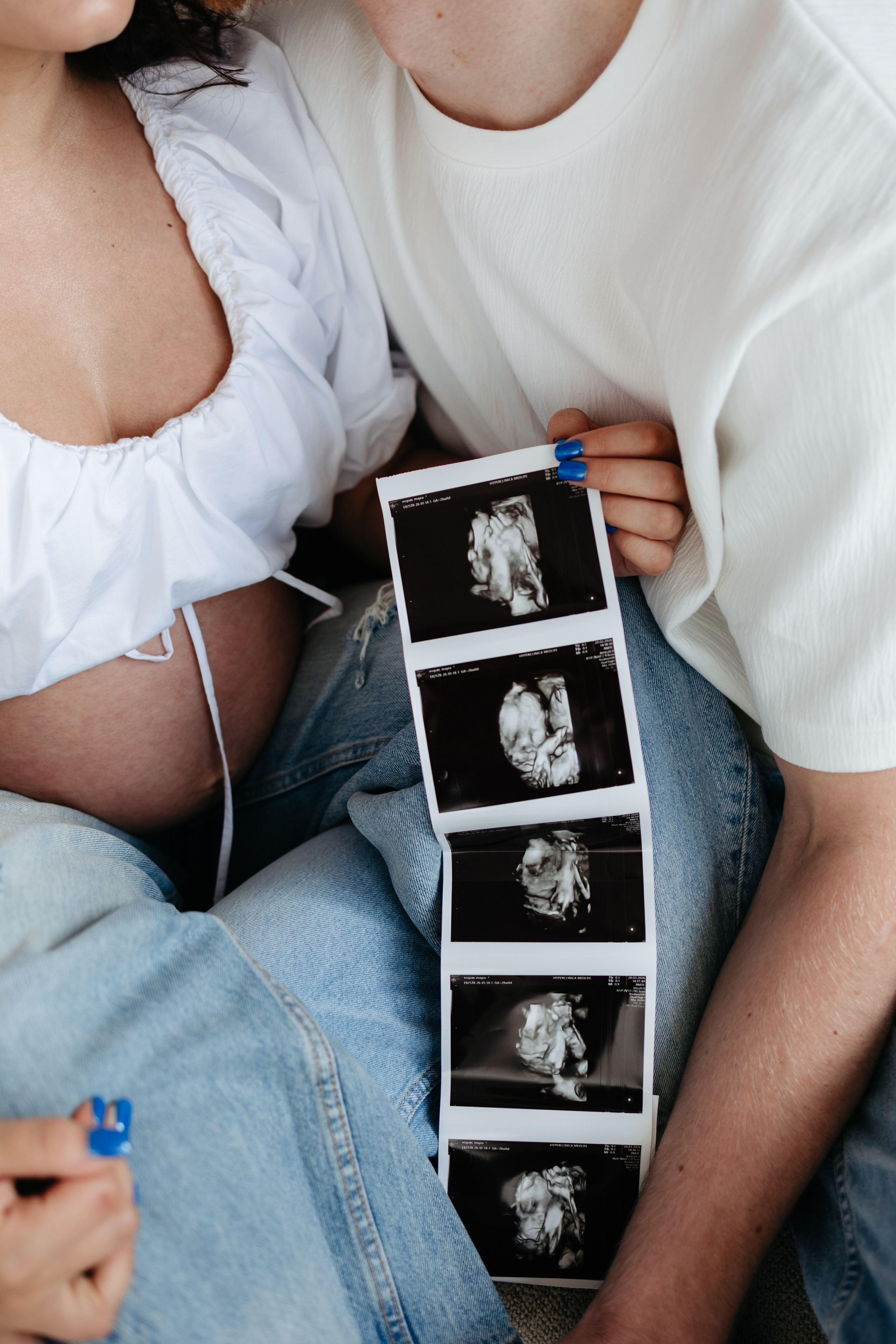 MAYRA & TREY’S MATERNITY STUDIO SESSION. Wedding Photographer Editorial Storytelling Cluj, Romania & Europe|Lore Photography