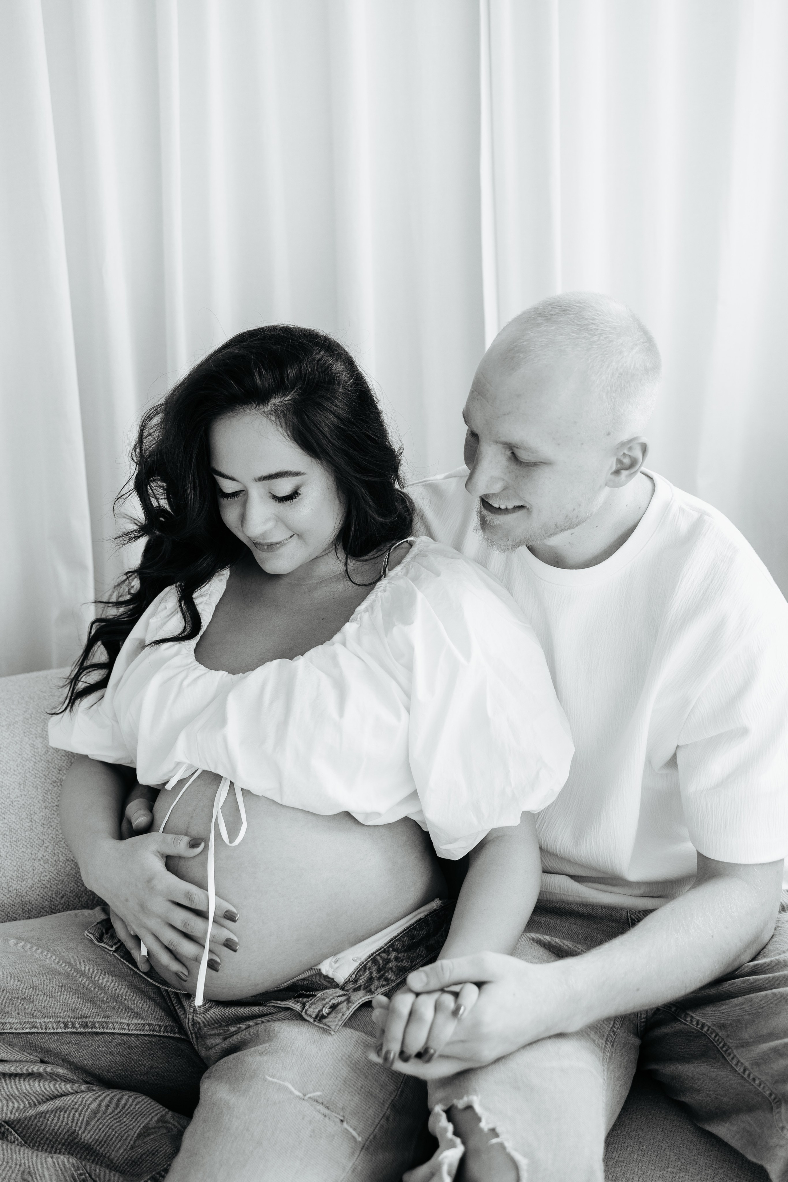 MAYRA & TREY’S MATERNITY STUDIO SESSION. Wedding Photographer Editorial Storytelling Cluj, Romania & Europe|Lore Photography