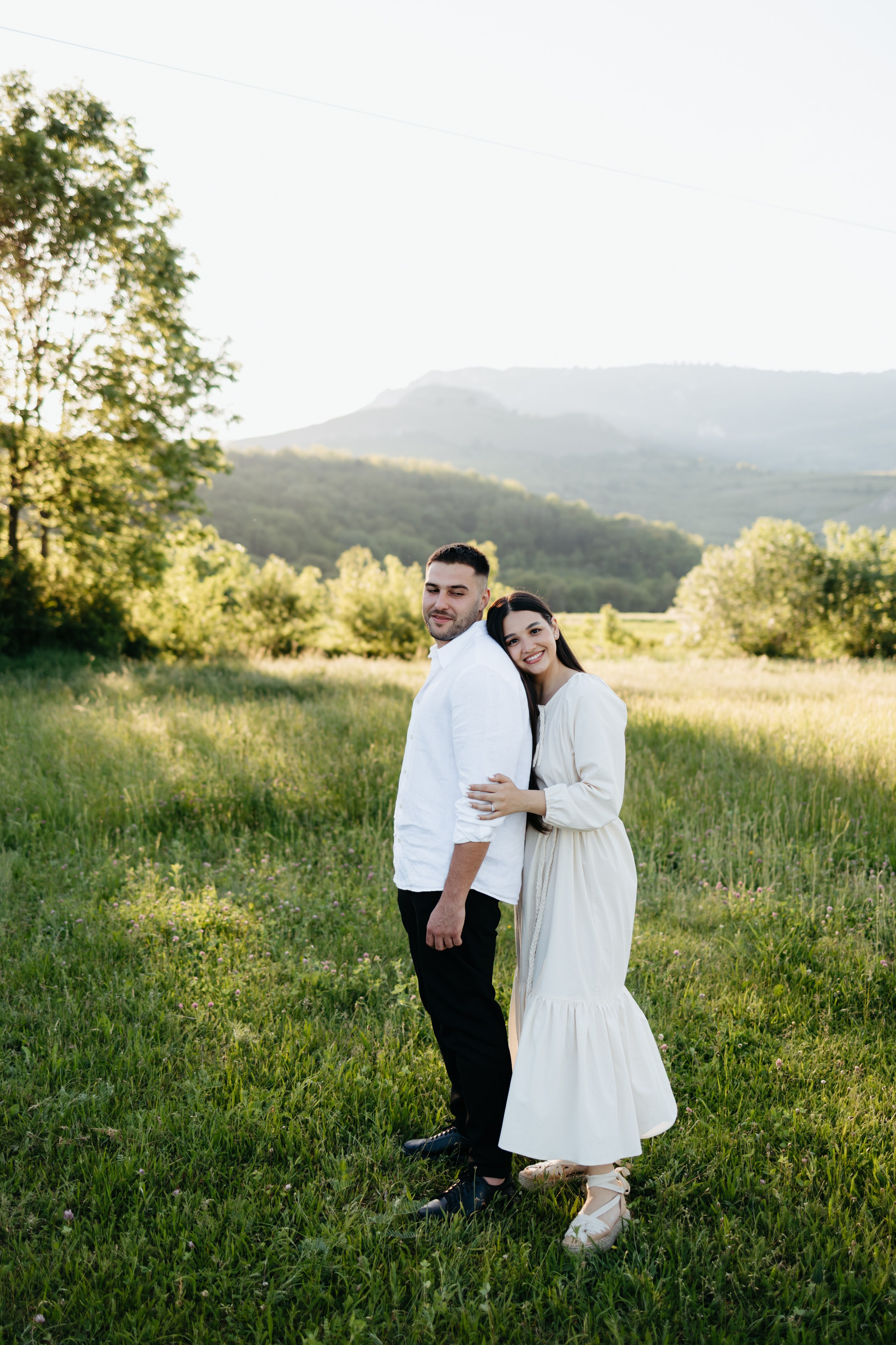 BIANCA & RAUL’S ENGAGEMENT. Wedding Photographer Editorial Storytelling Cluj, Romania & Europe|Lore Photography