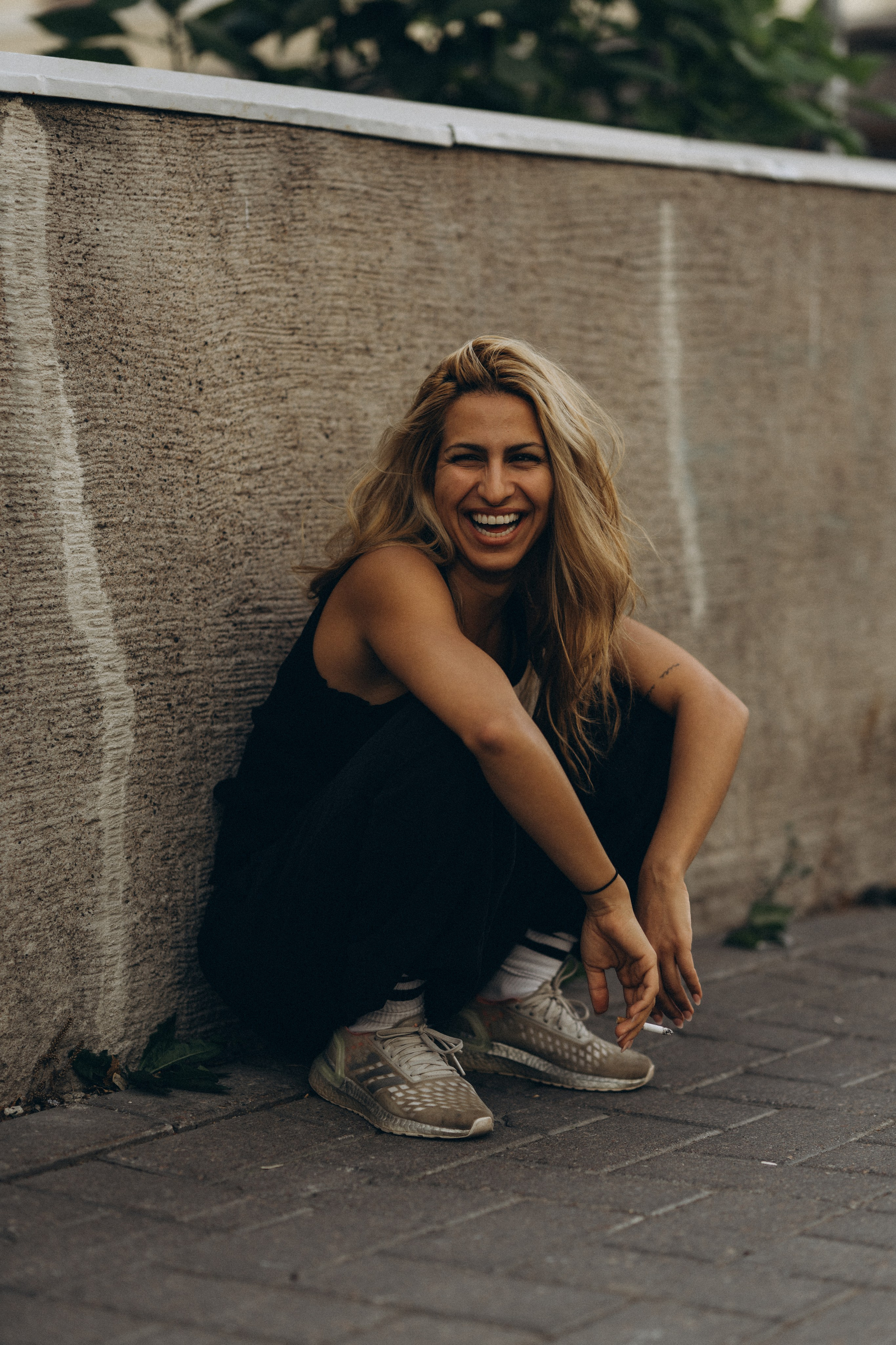 Mitra. Wedding and potrait photographer in Helsinki Vickan O