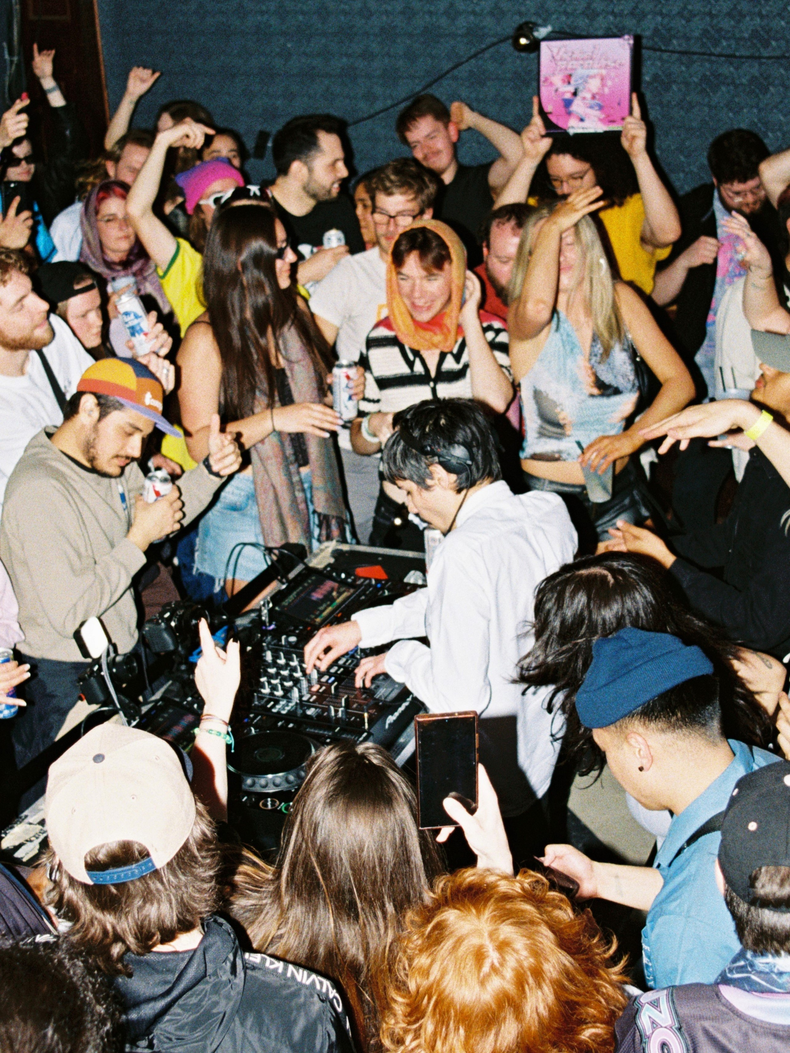 MUSIC AND EVENT. 35mm Photography by Brad Zgonena based in Chicago, IL