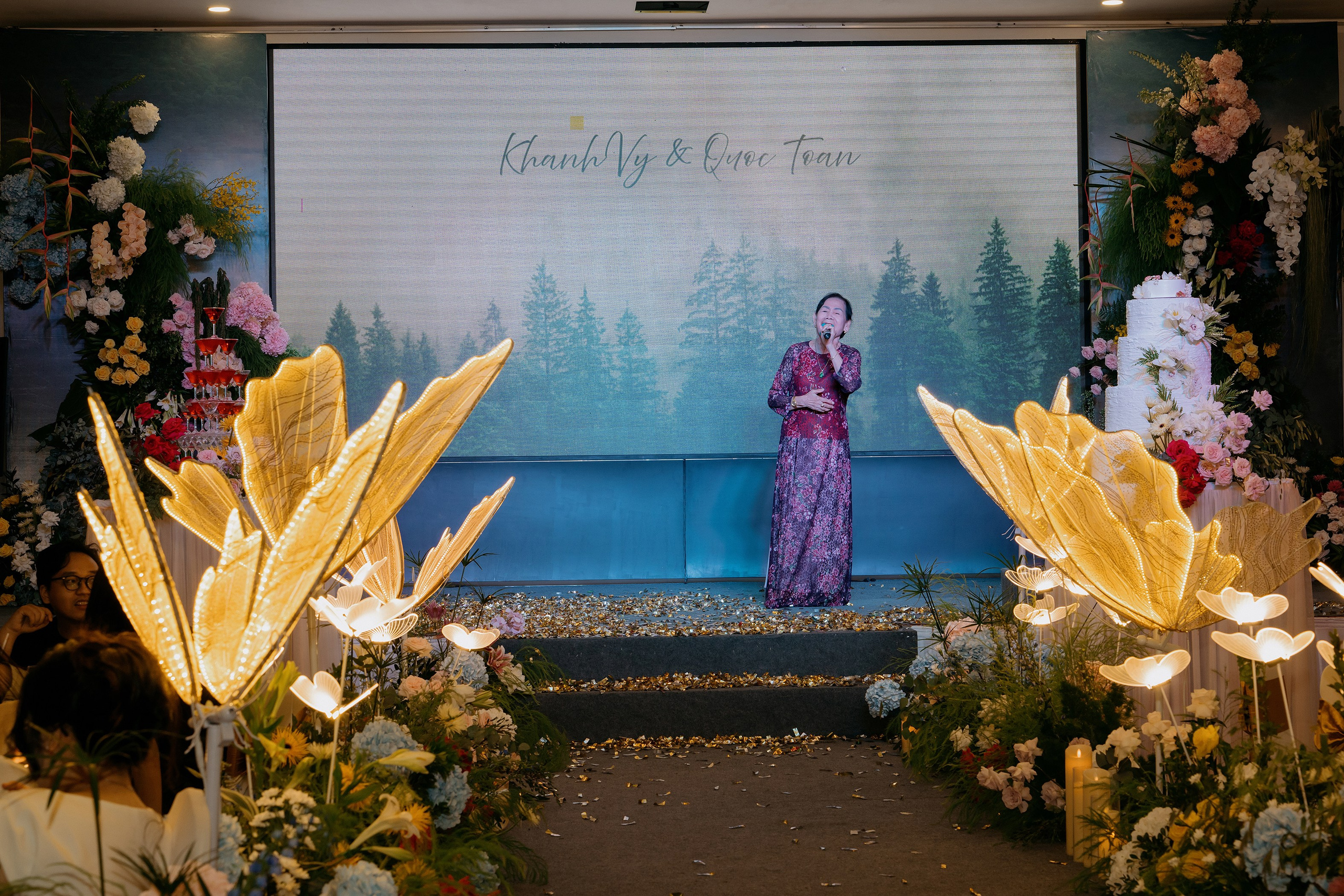 TOAN & VY / Wedding Journalism. Saigon Wedding Present | Art Beyond Moments