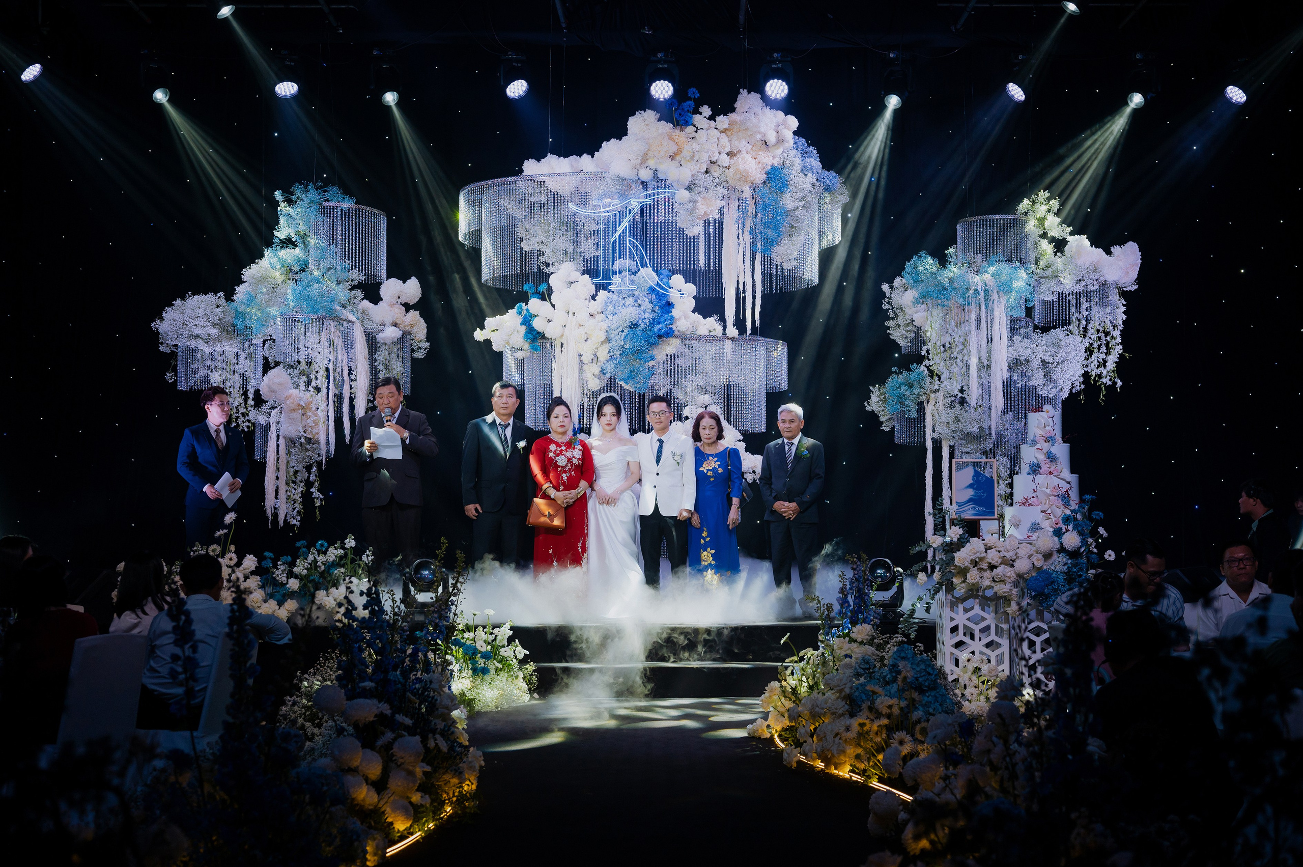 THANH THUÝ & TRỌNG KỶ. Nhiếp ảnh gia đám cưới hàng đầu tại Thành Phố Hồ Chí Minh