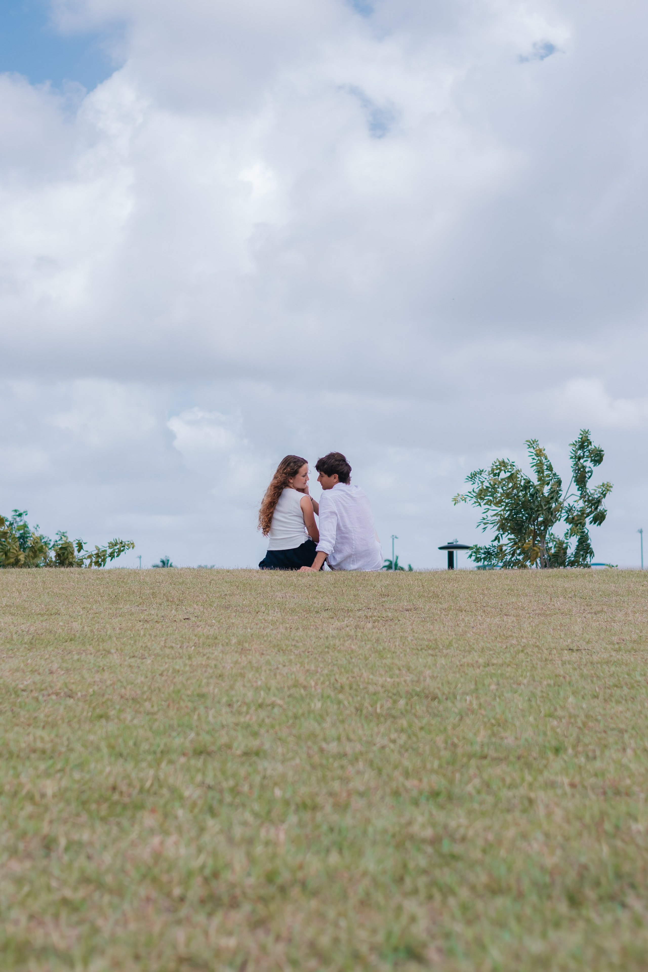Victor & Julia — An Afternoon in Love. Tostes Photography