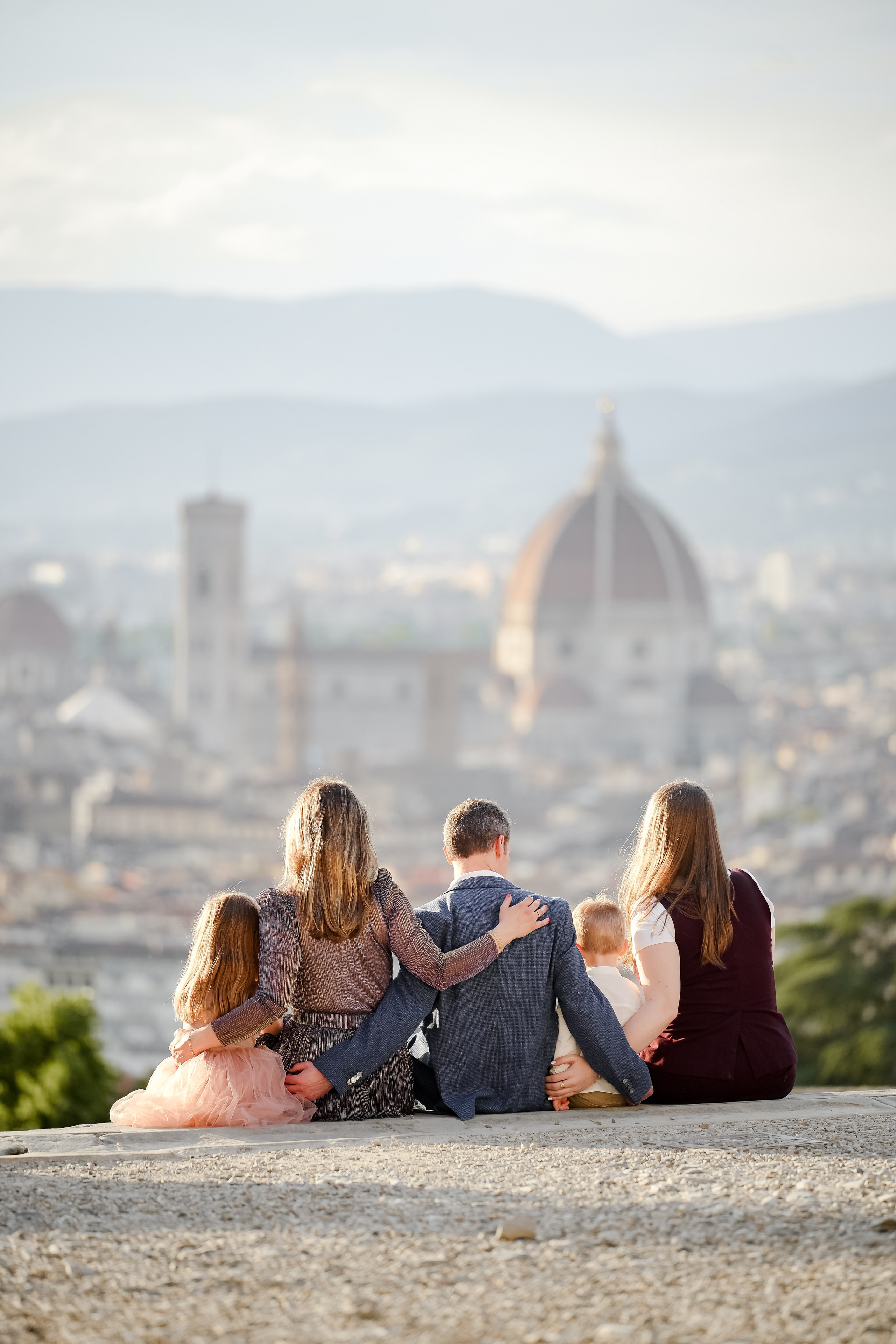 Jessica & Family. Wedding Photographer in Italy