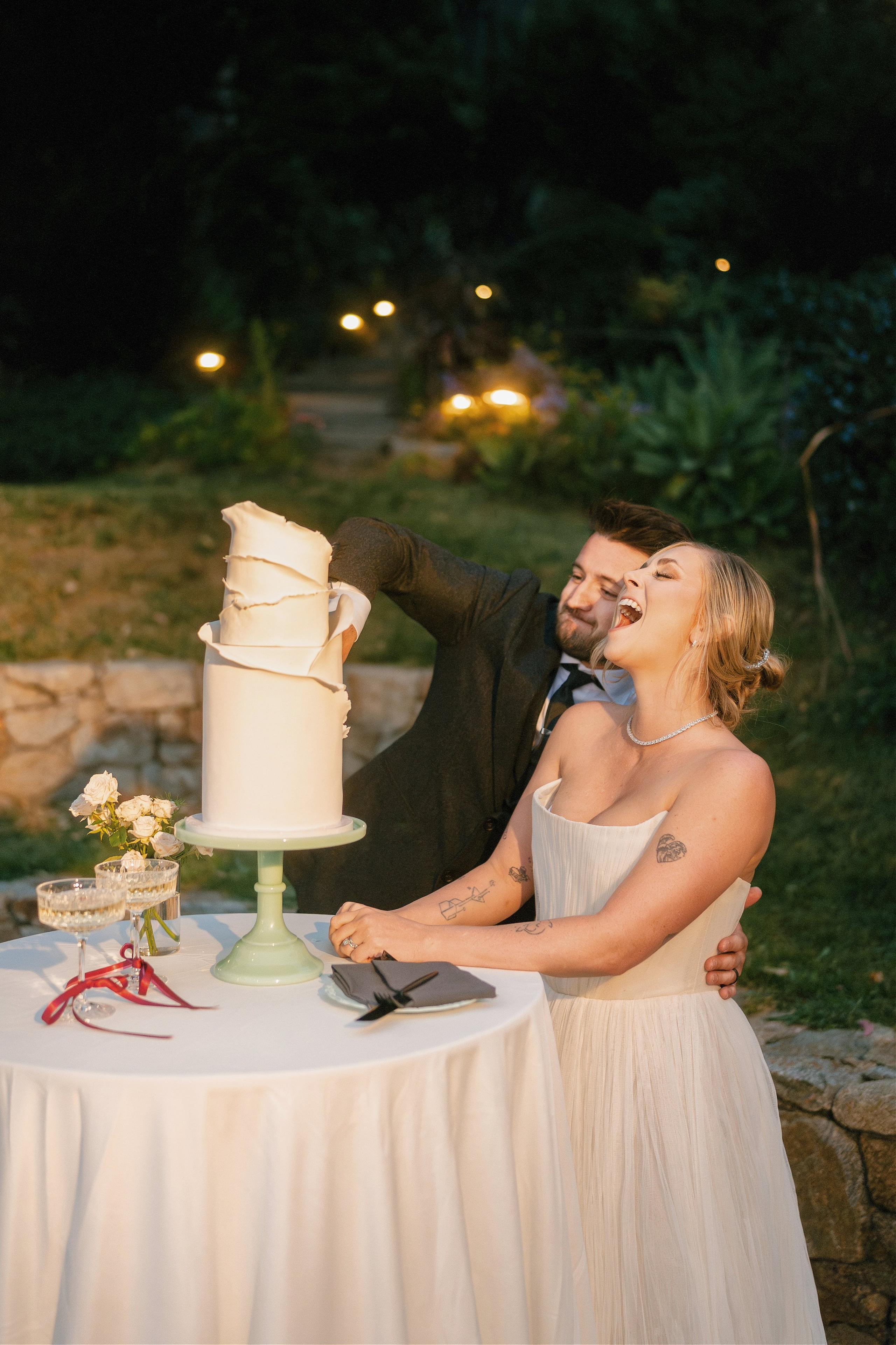 Wedding photographer Big Sur. Wedding Photography & Videography Team in California, Los Angeles, San Francisco, San Diego and Travel