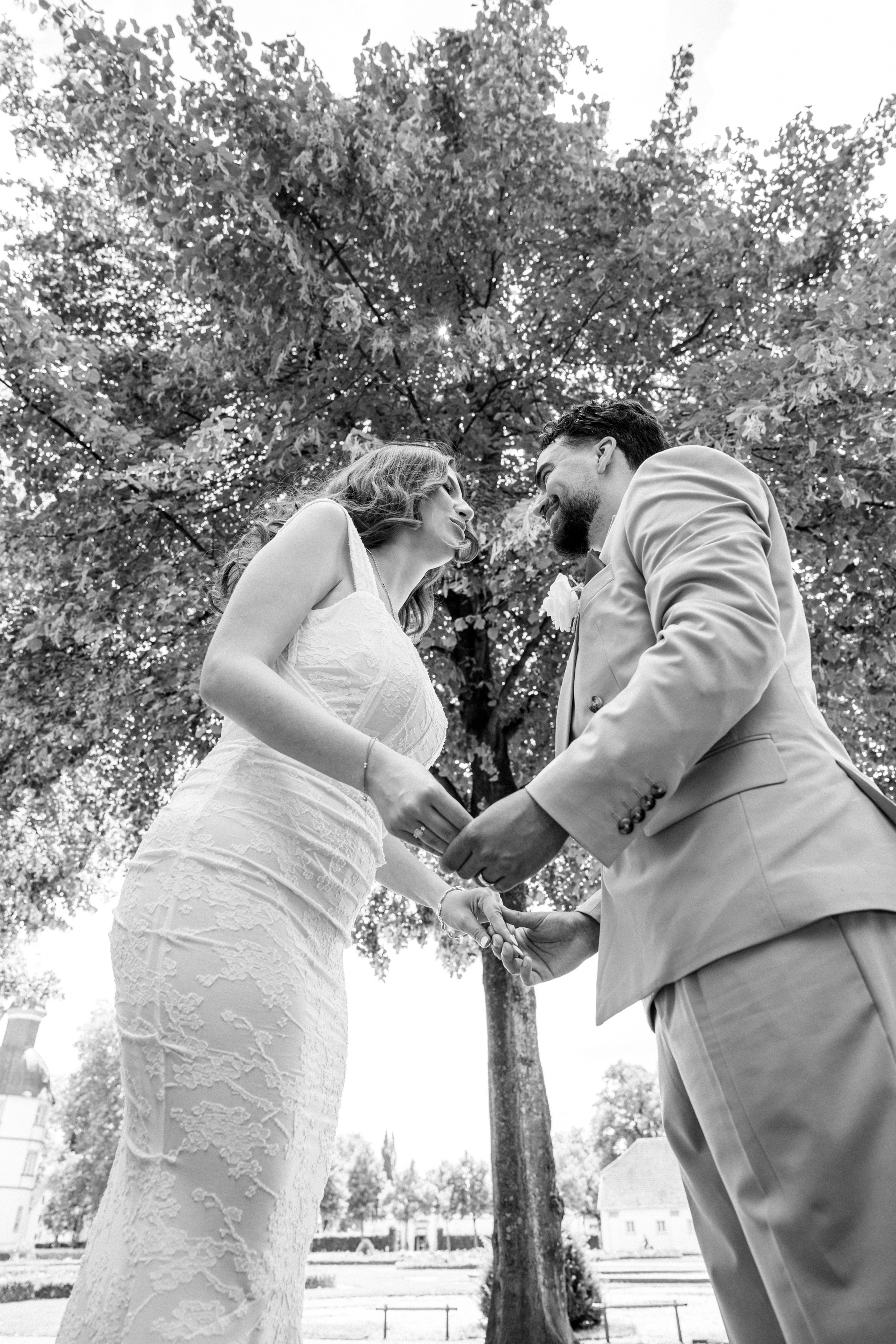 Hochzeit in Essen im Sommer – Natürliche Hochzeitsfotos & Emotionale Reportagen!. Hochzeitsfotografin in Gütersloh | Authentische Hochzeitsreportagen | TK Photographie