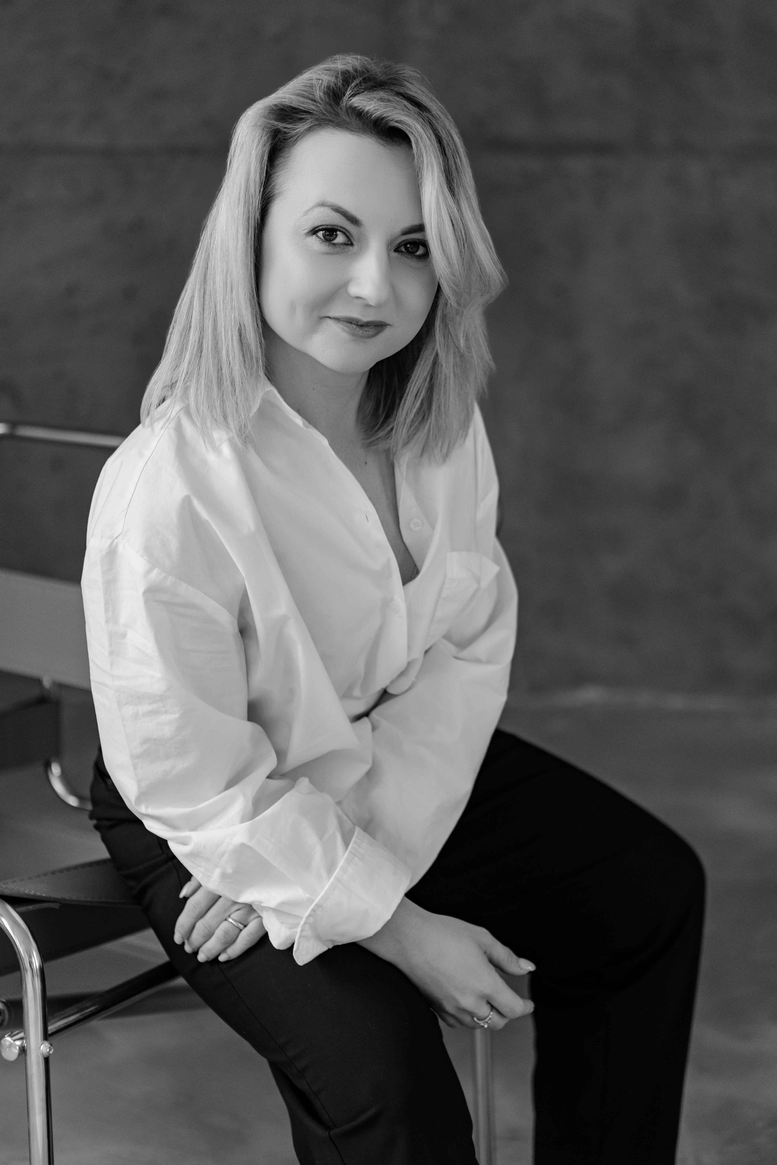 Laura. Cristina Andronache fotograf Brașov fotograf de familie fotograf de nunta Brașov