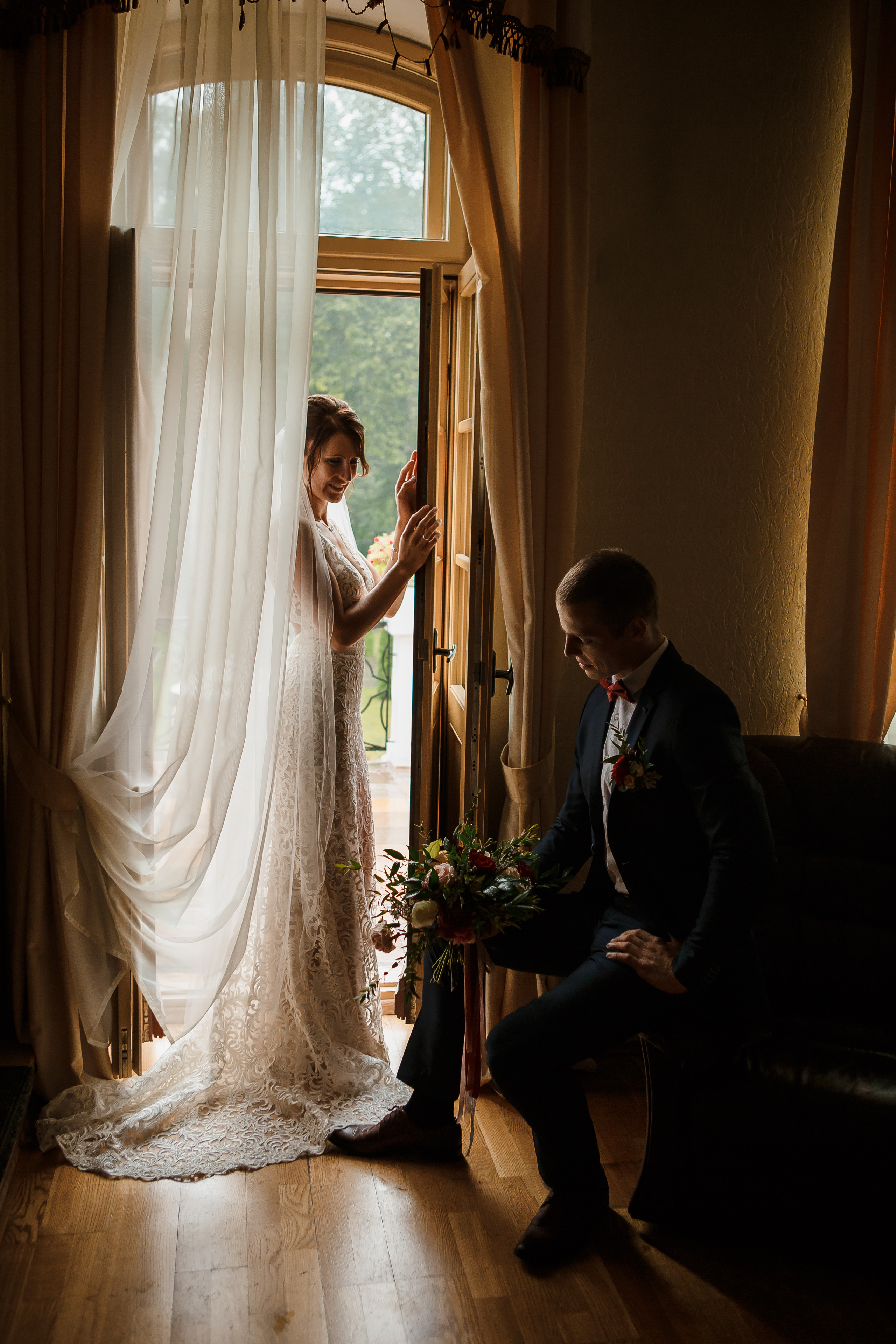 Kāzu fotosesijas Latgalē. Populārākā kāzu, bērnu un ģimeņu fotogrāfe Latgalē Veronika Lokotko