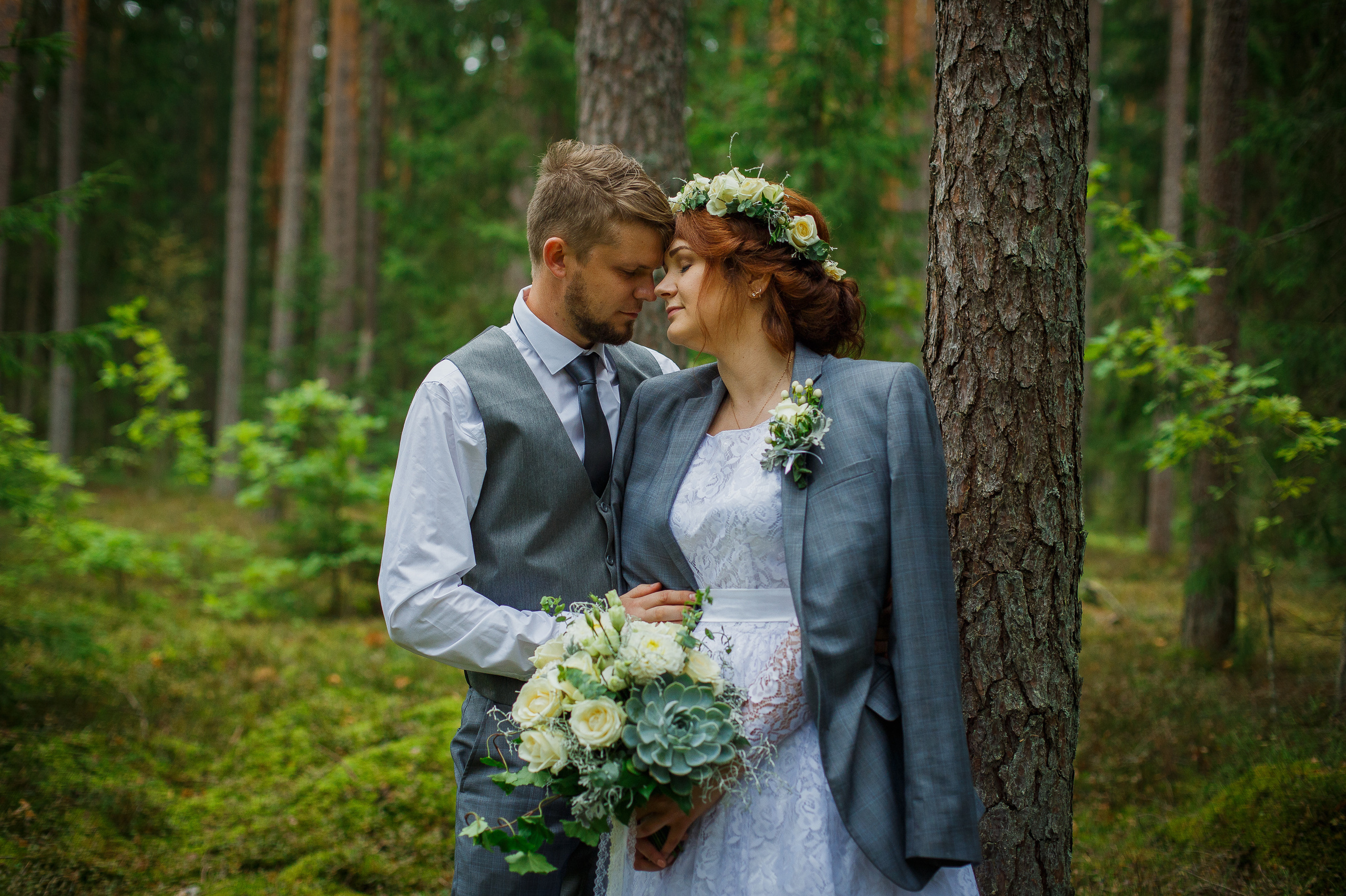 Kāzu fotosesijas Latgalē. Populārākā kāzu, bērnu un ģimeņu fotogrāfe Latgalē Veronika Lokotko