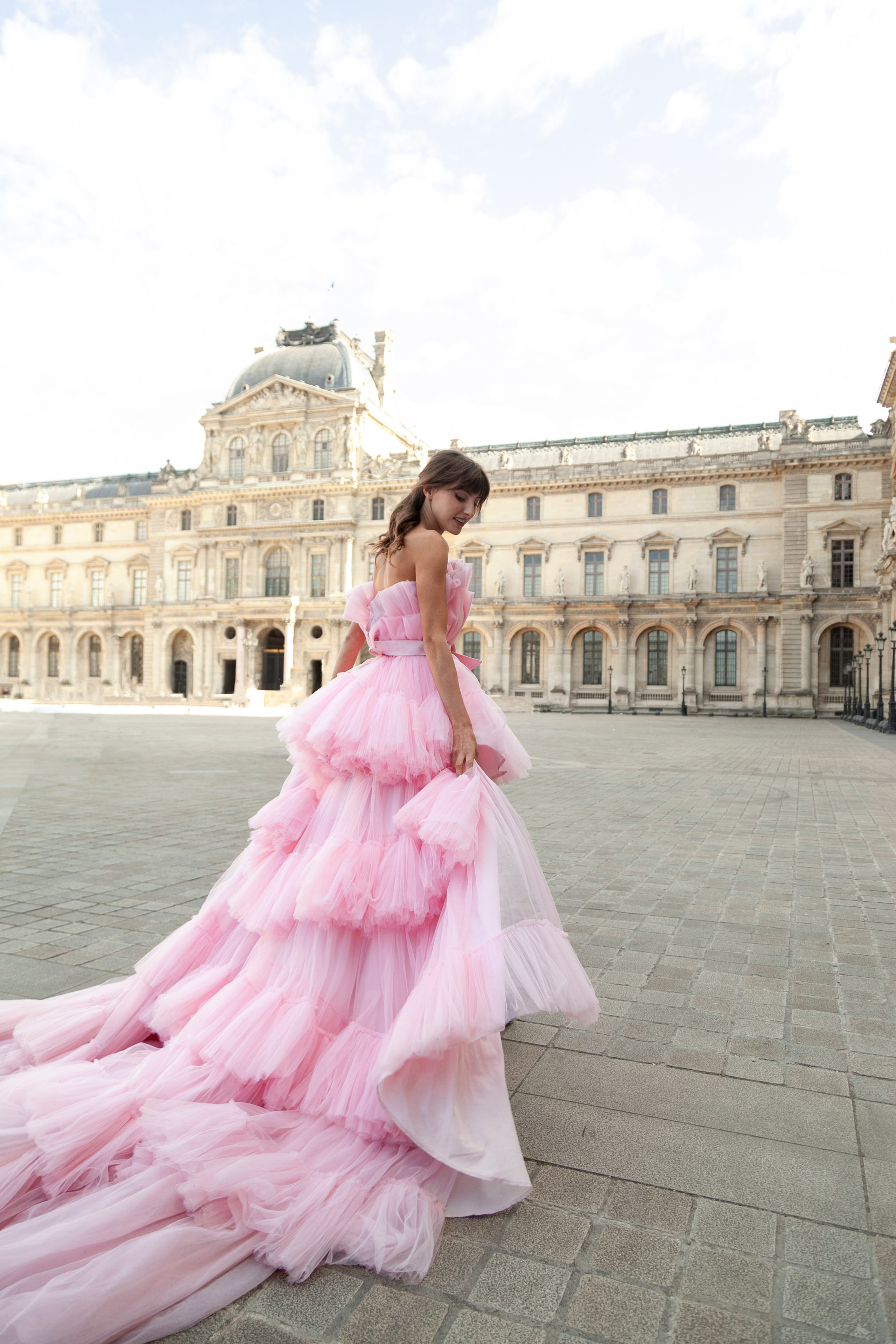 Musée du Louvre / Clémence & Pierrot. Wedding, event and family photographer in Paris, Emilian Olaru