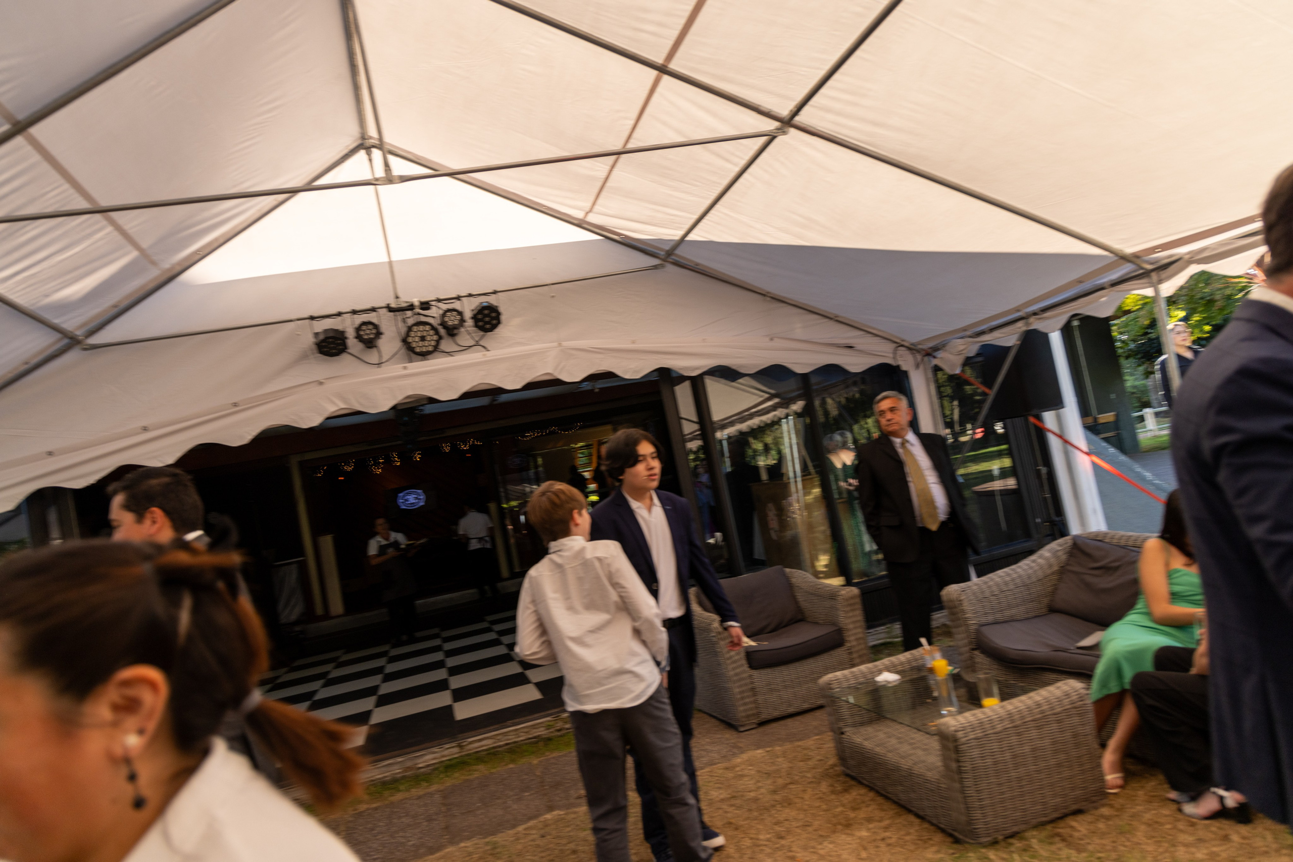 Katherin y Daniel. Dinka & Emilio - El arte de preservar lo que no se repite