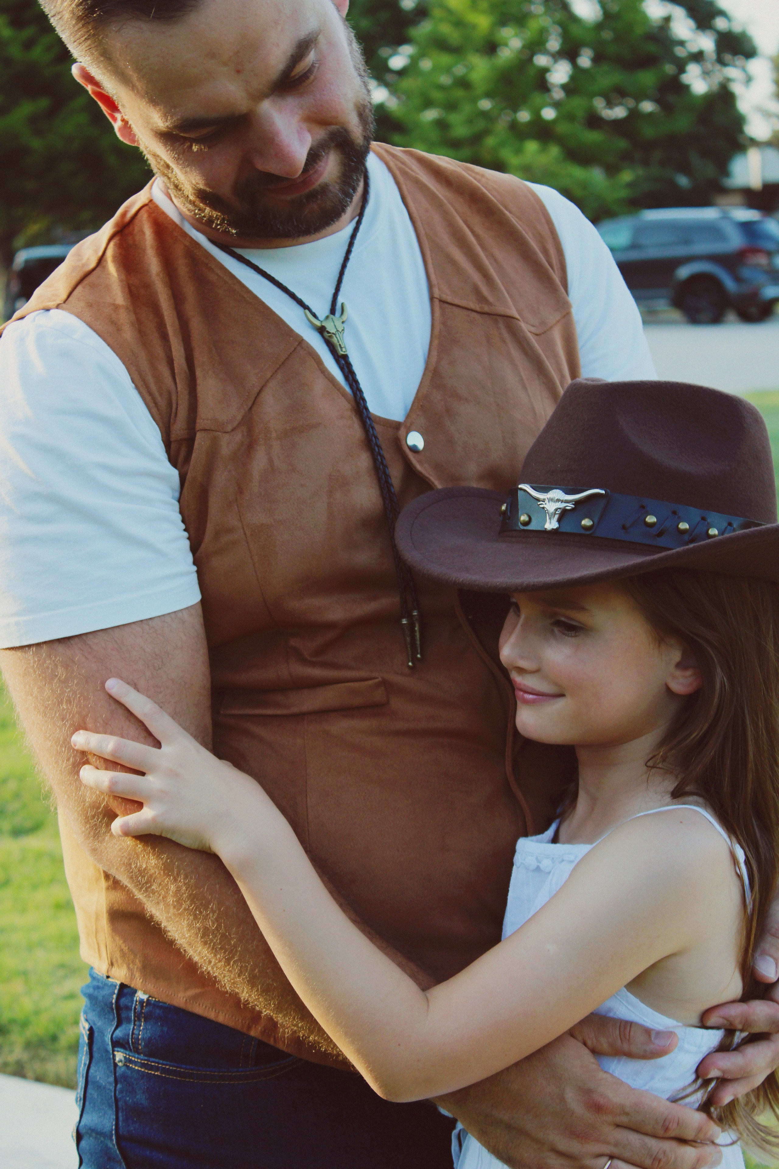 Texas Countryside Family Photoshoot in Cowboy Style. Lana Petrychenko — Portrait & Family Photographer. Valencia, Spain