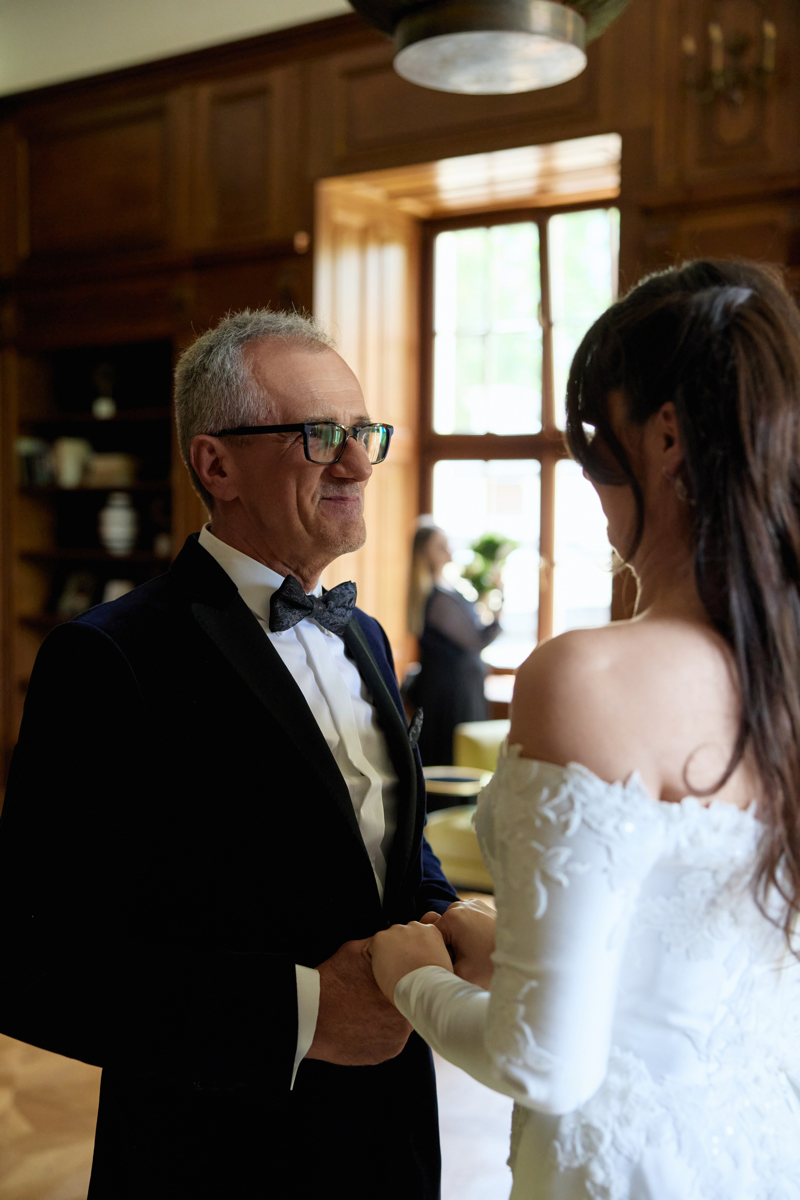 Wiktoria & Kacper. Pałac Goetz. Fotograf ślubny i rodzinny w Krakowie Yana Klymova
