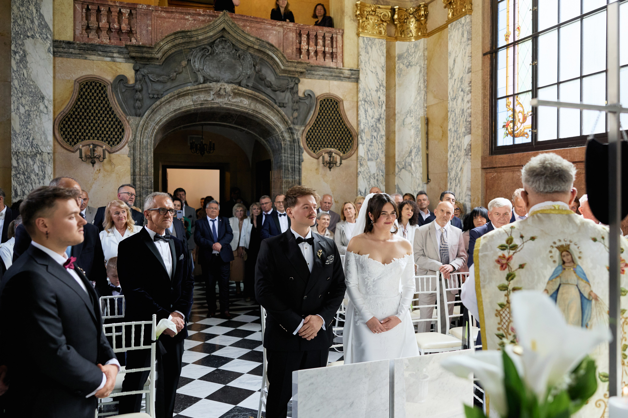 Wiktoria & Kacper. Pałac Goetz. Fotograf ślubny i rodzinny w Krakowie Yana Klymova