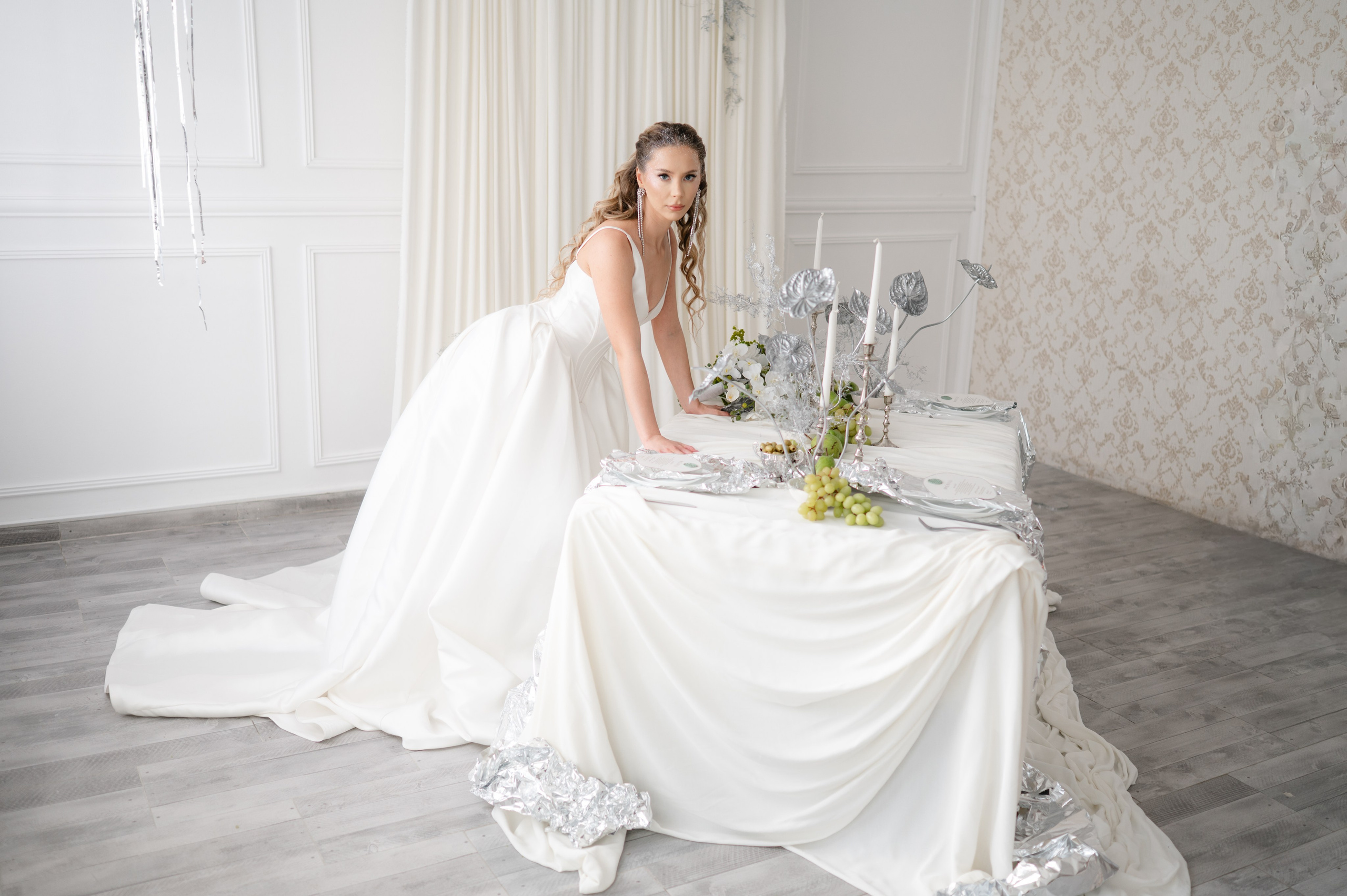 Bride with a concept silver Chrome. Alexandra Hanu Photographer