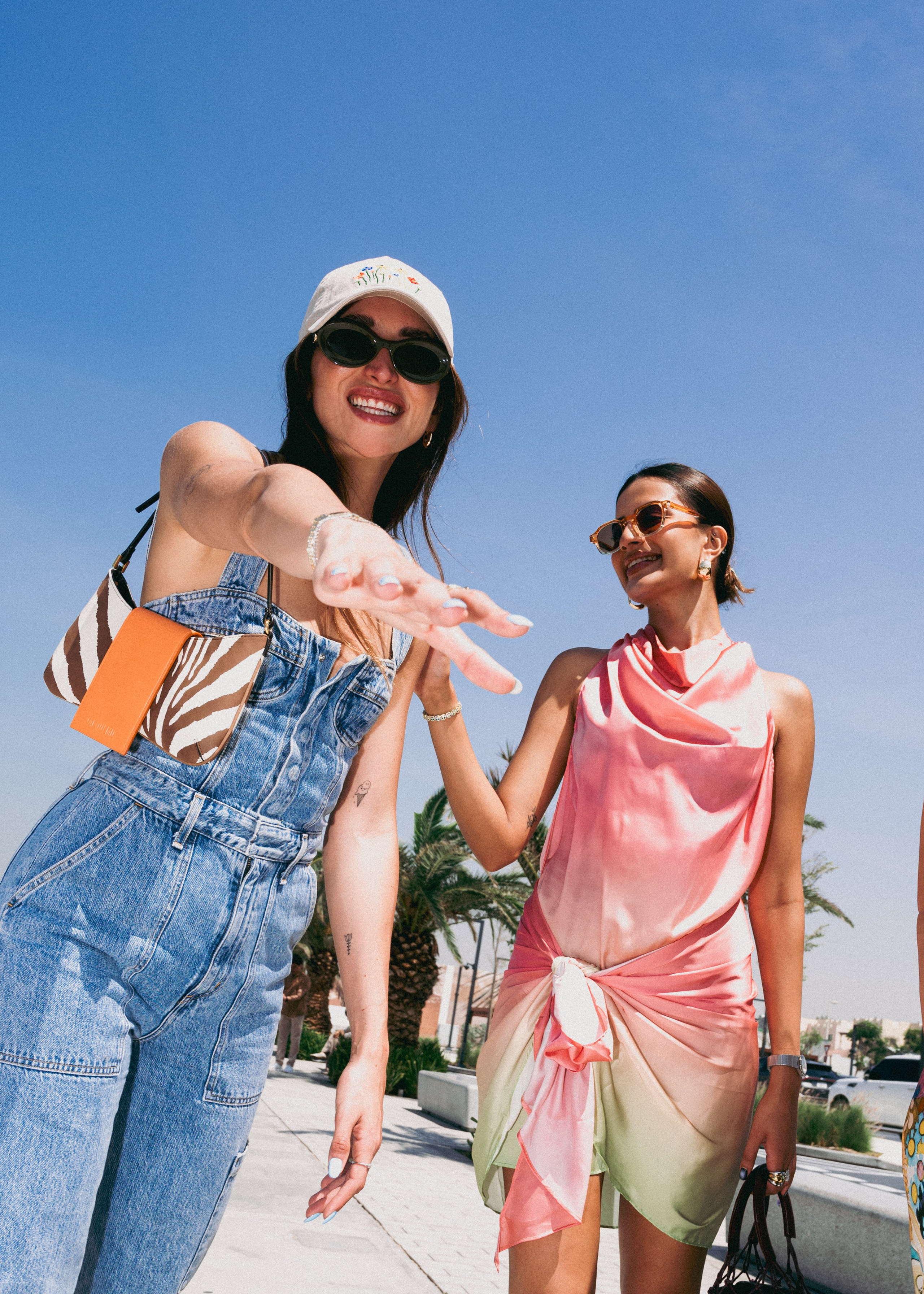 Sharedrobe. Versoluna