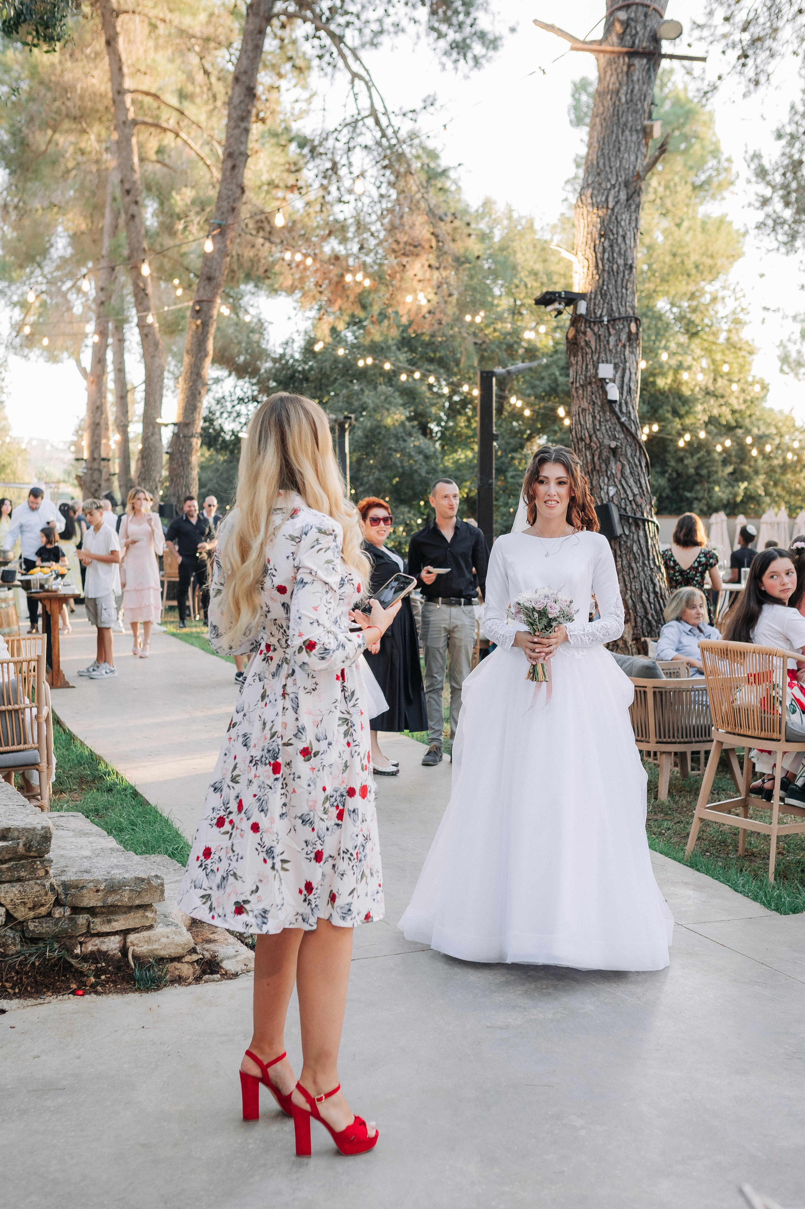 WEDDING OUT OF CITY. PHOTOGRAPHER IN ISRAEL