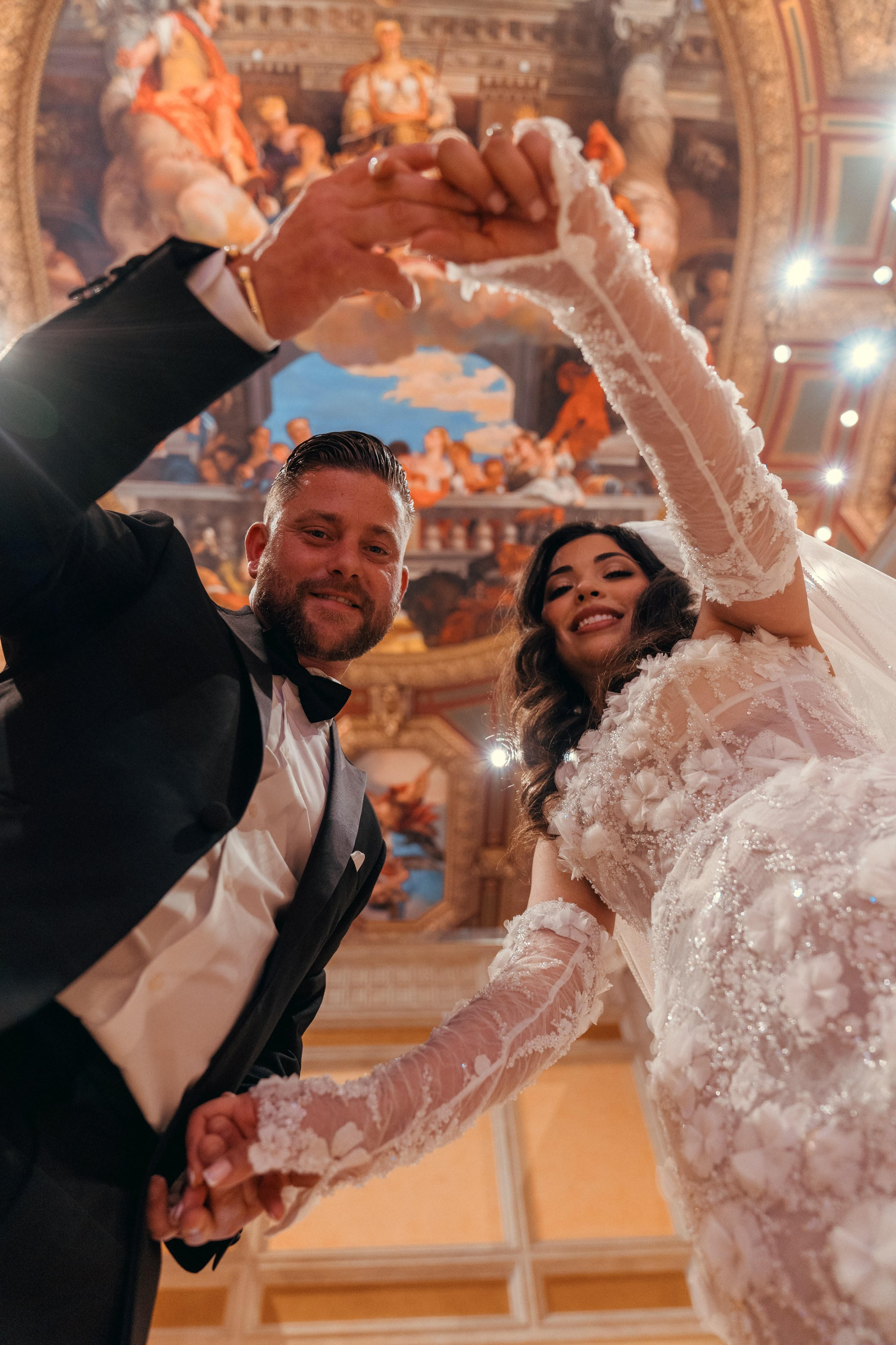 Sara&John. Wedding & elopement photographer Viktoriya Kravtsov. Las Vegas