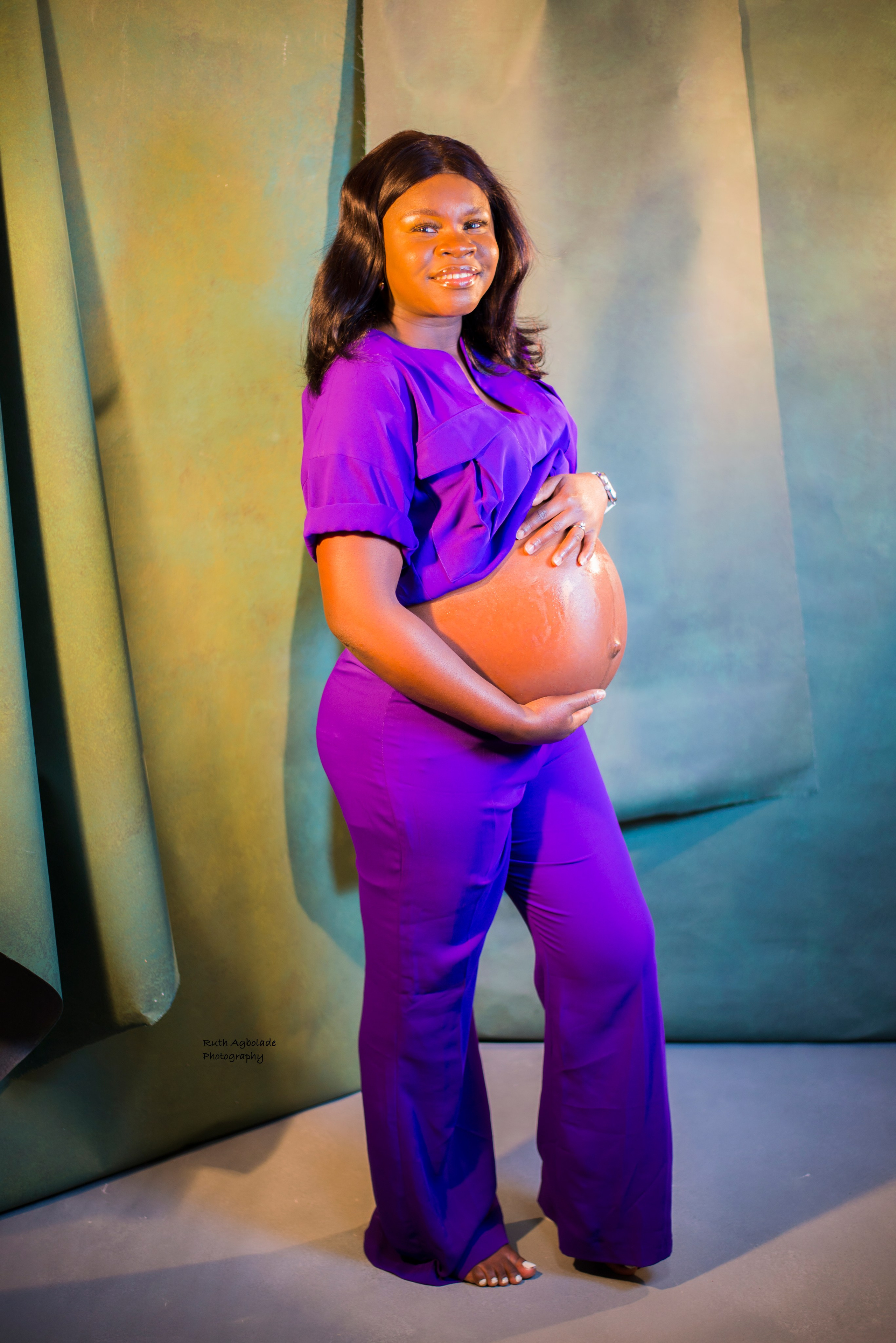 Maternity Photoshoot. Portrait & Brand Photographer in Bradford, West Yorkshire