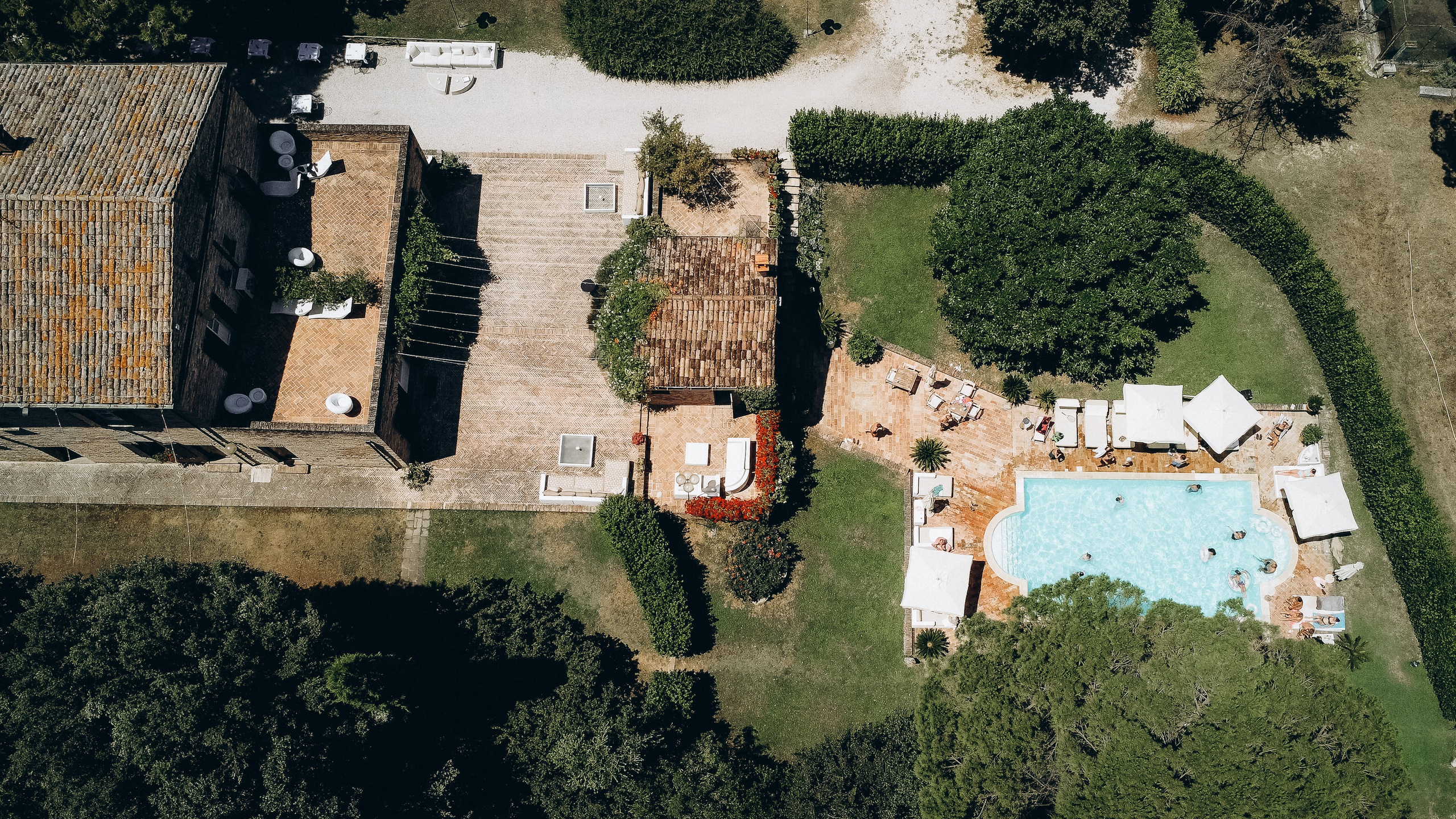 SARAH AND DEAN _VILLA TAMBOLINA. PHOTOGRAPHER IN ITALY