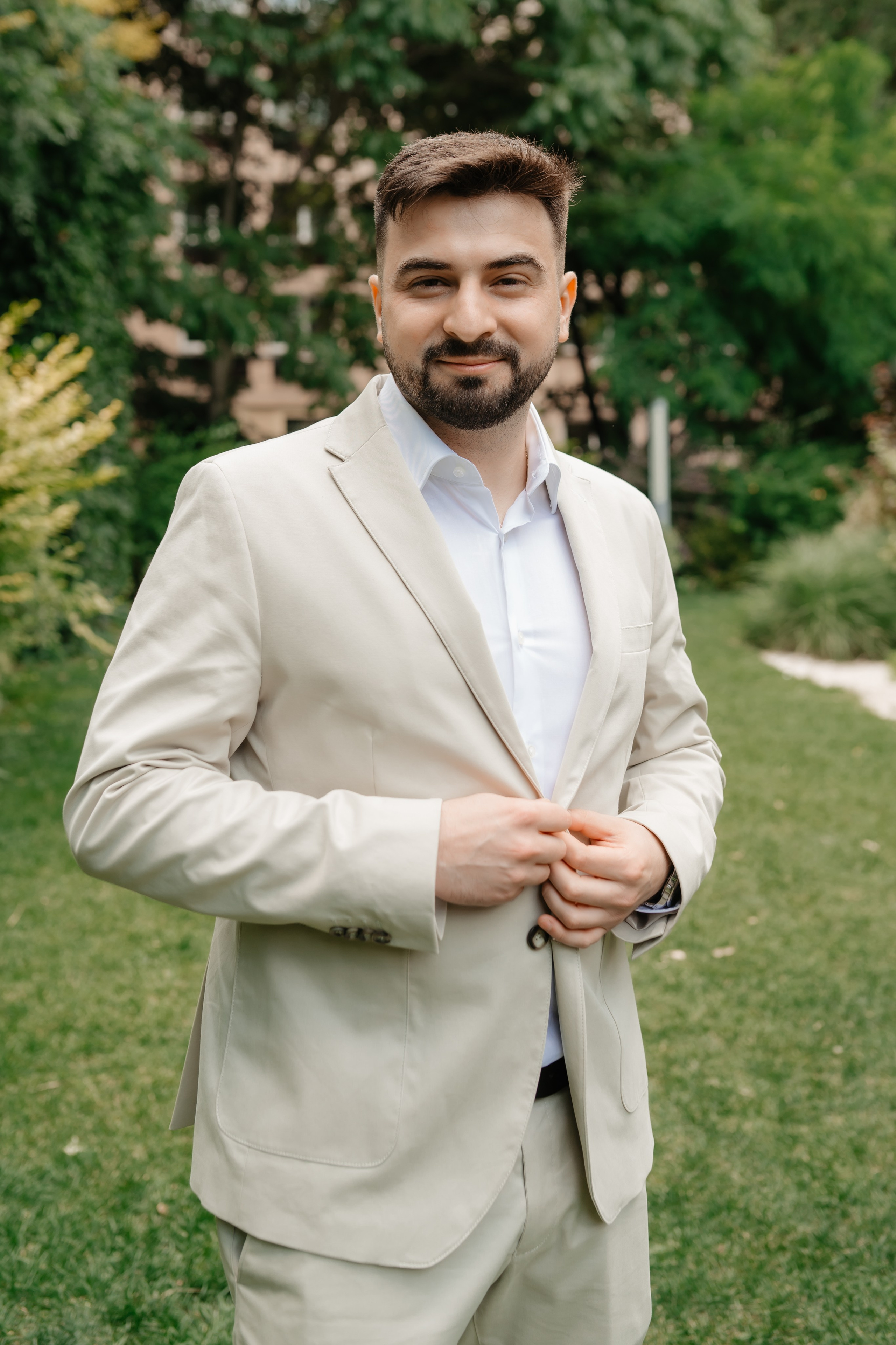 Roxana & Alin (Cununie Civilă). Adrian Visovan - Fotograf Iasi