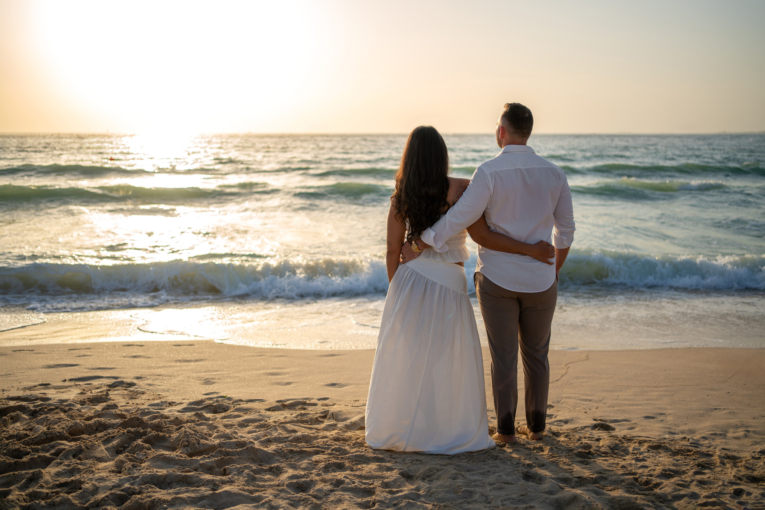Wavy sunset. Angela Iakovleva — Family Photographer in Dubai