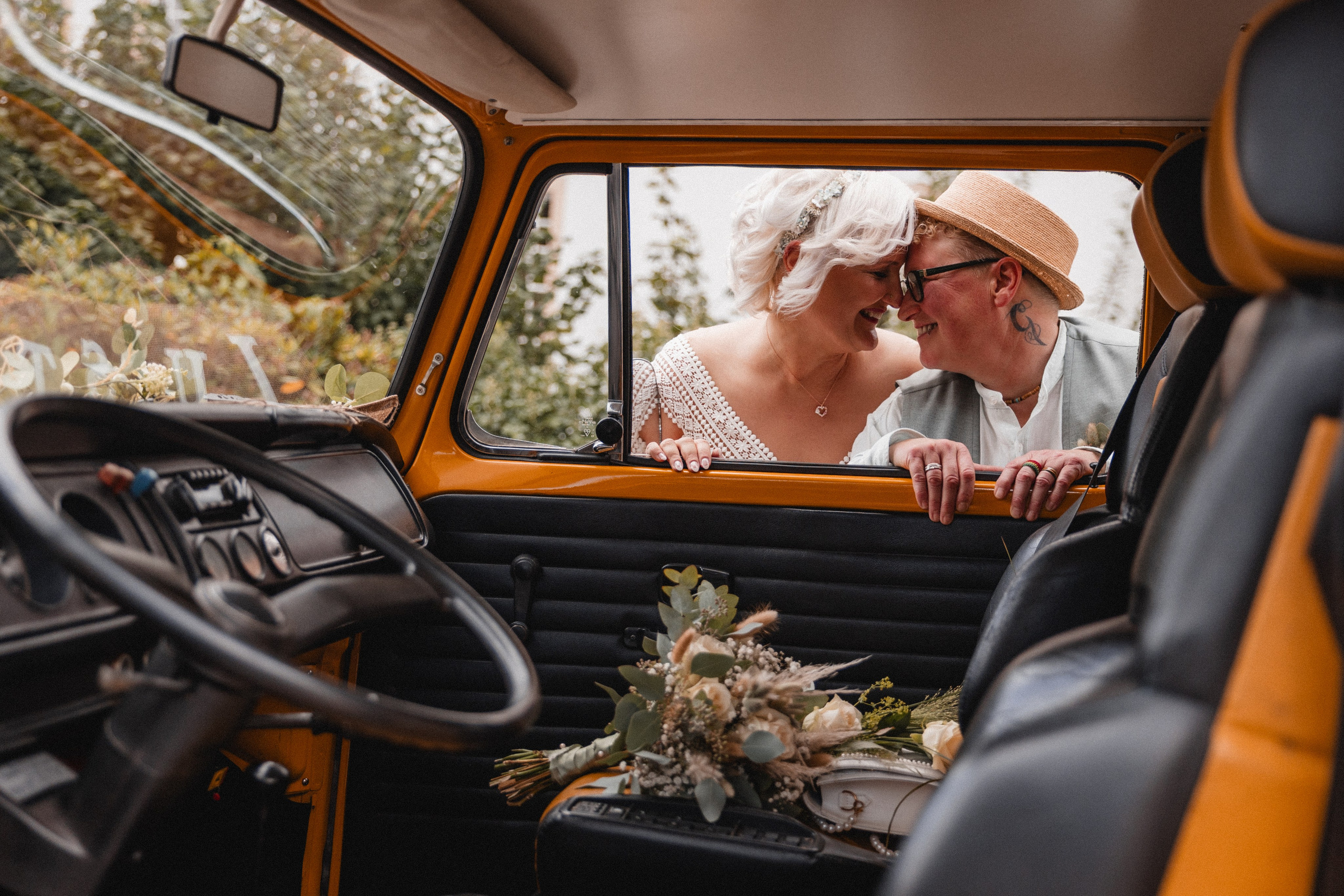 Cathi & Ela | Schloß Borbeck. Hochzeitsfotografie |Hochzeitsfotograf Bochum | Hochzeitsfotograf Dortmund | Hochzeitsfotograf Essen | Hochzeitsfotograf Ruhrgebiet