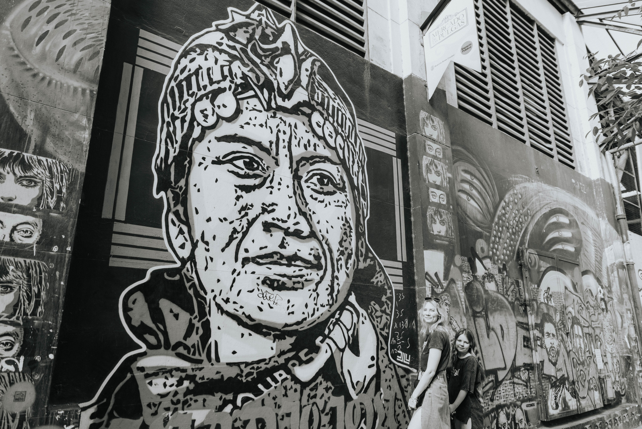 Flea Market Buenos Aires. Photographer @elmirkami in the city of Buenos Aires