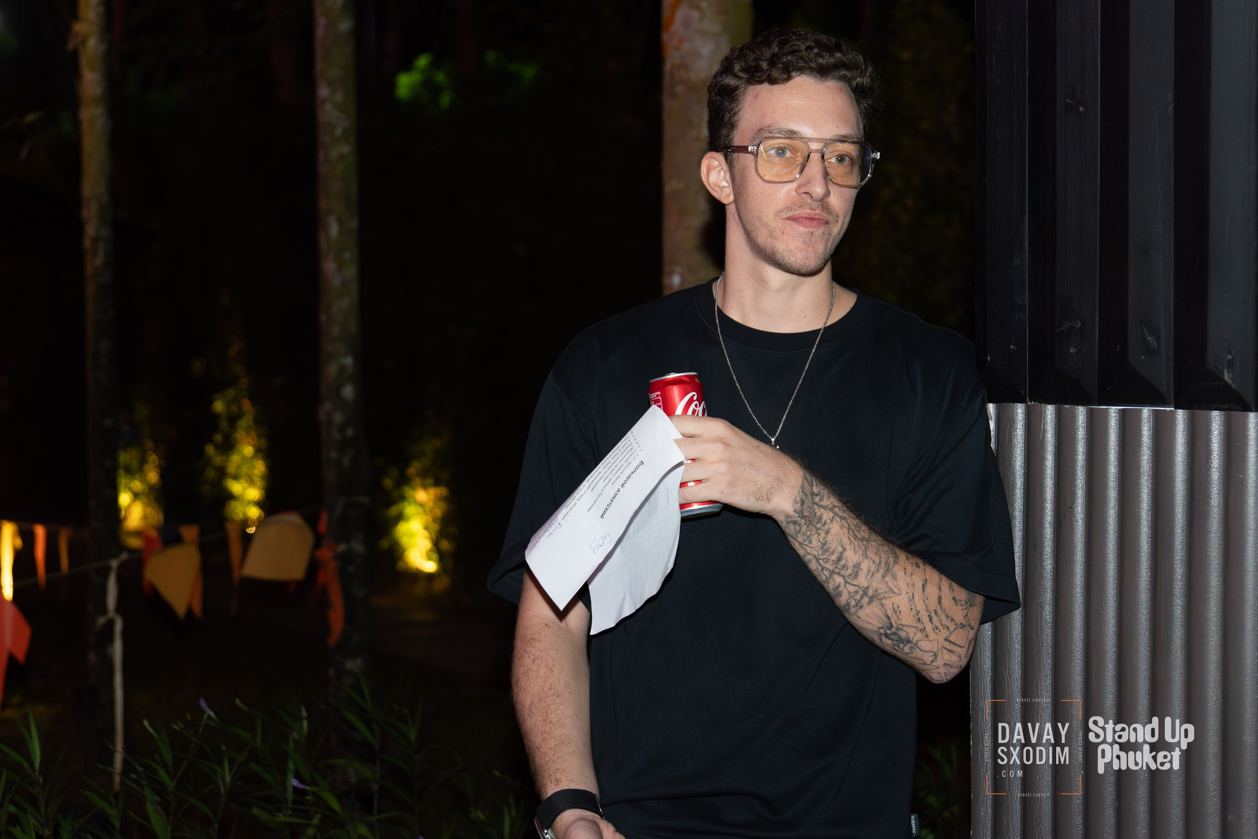 Standup Влада Лапина | Фоторепортаж | Афиша | DAVAYSXODIM.com PHUKET. АФИША|ФОТОРЕПОРТАЖИ|ИВЕНТЫ|ПХУКЕТ