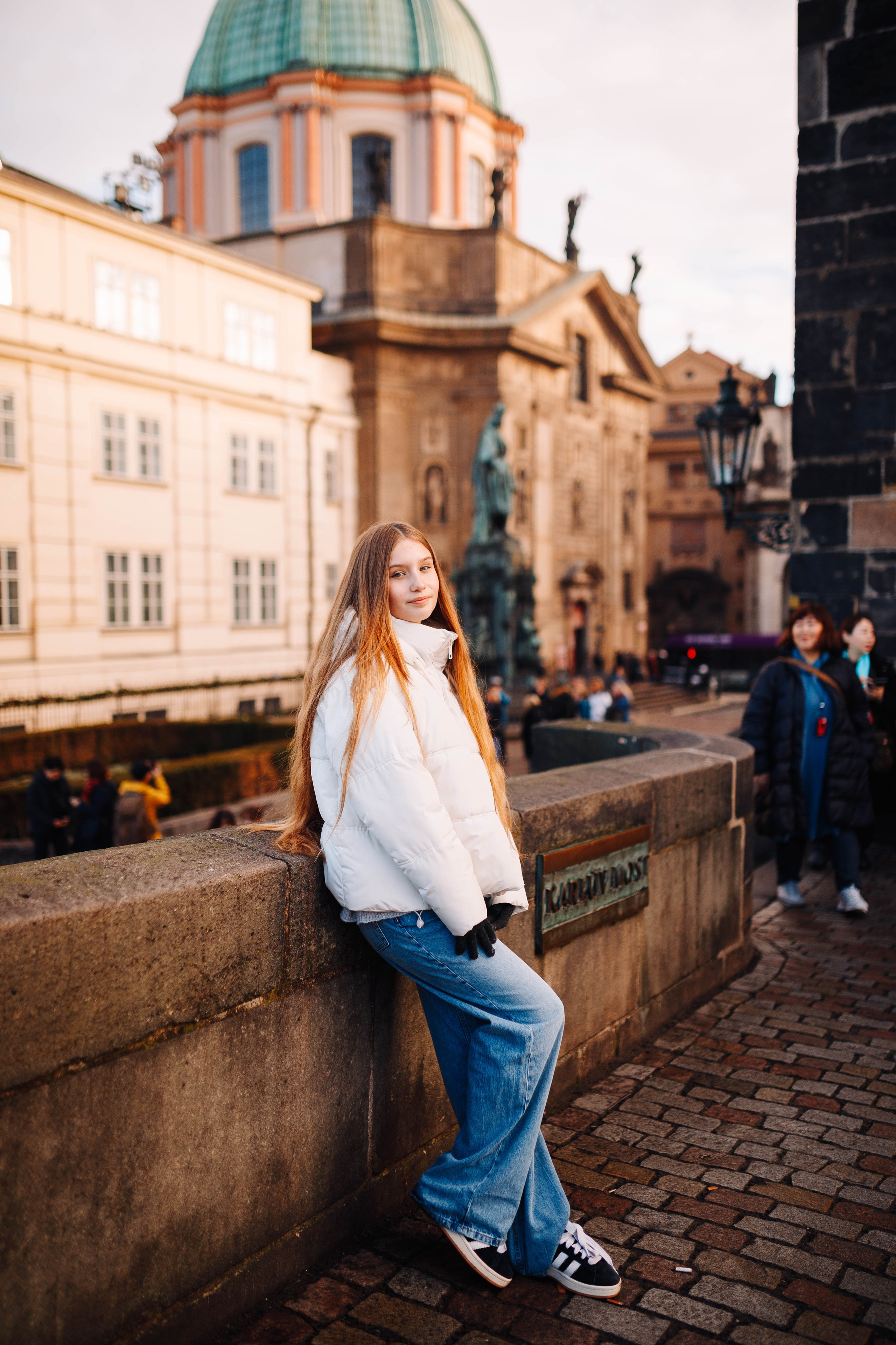 Family photoshoot. Photographer in Prague for tourists