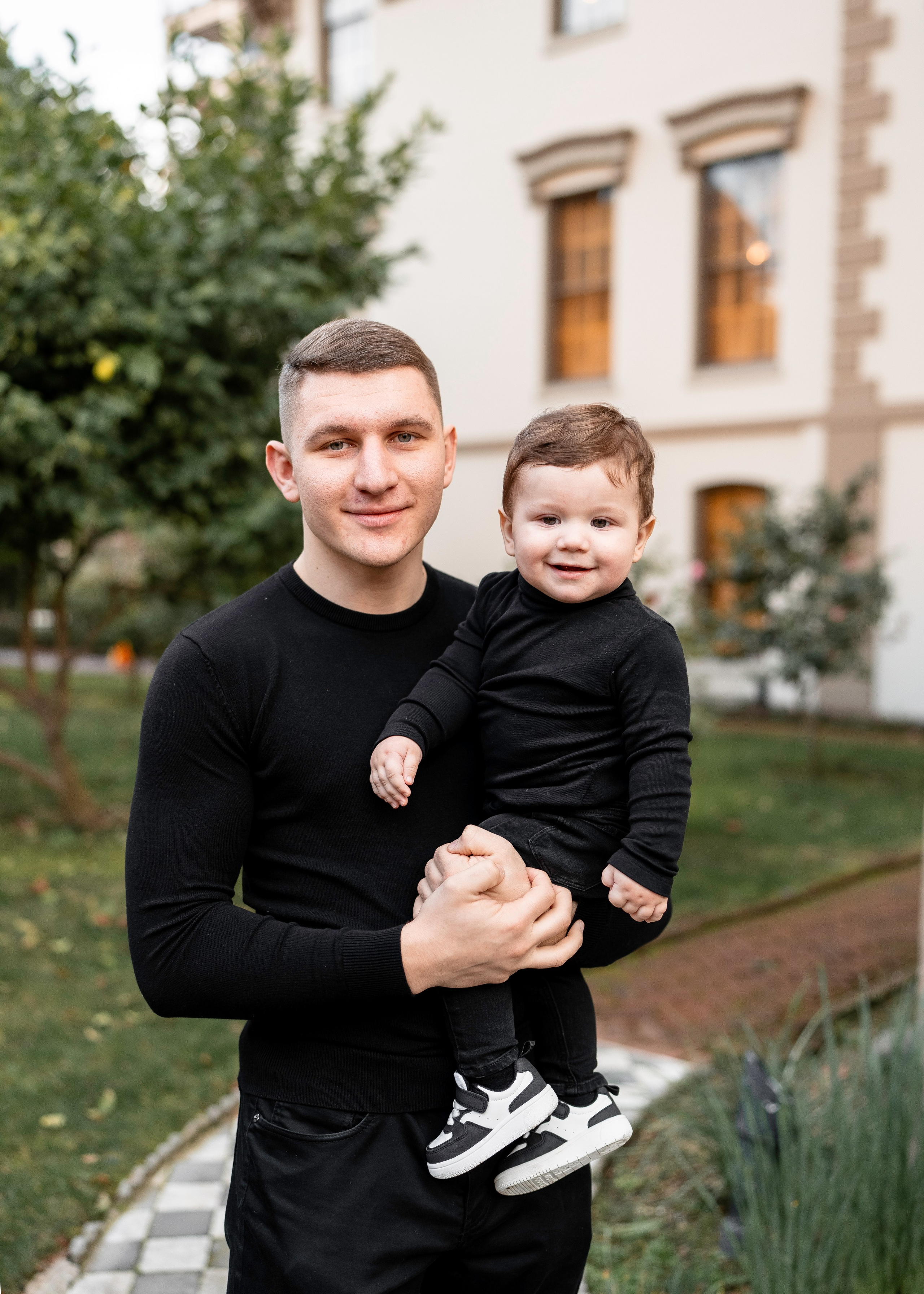 Artem, Nadia & Elisha. Family photographer in Sacramento | Sofia Pavenko
