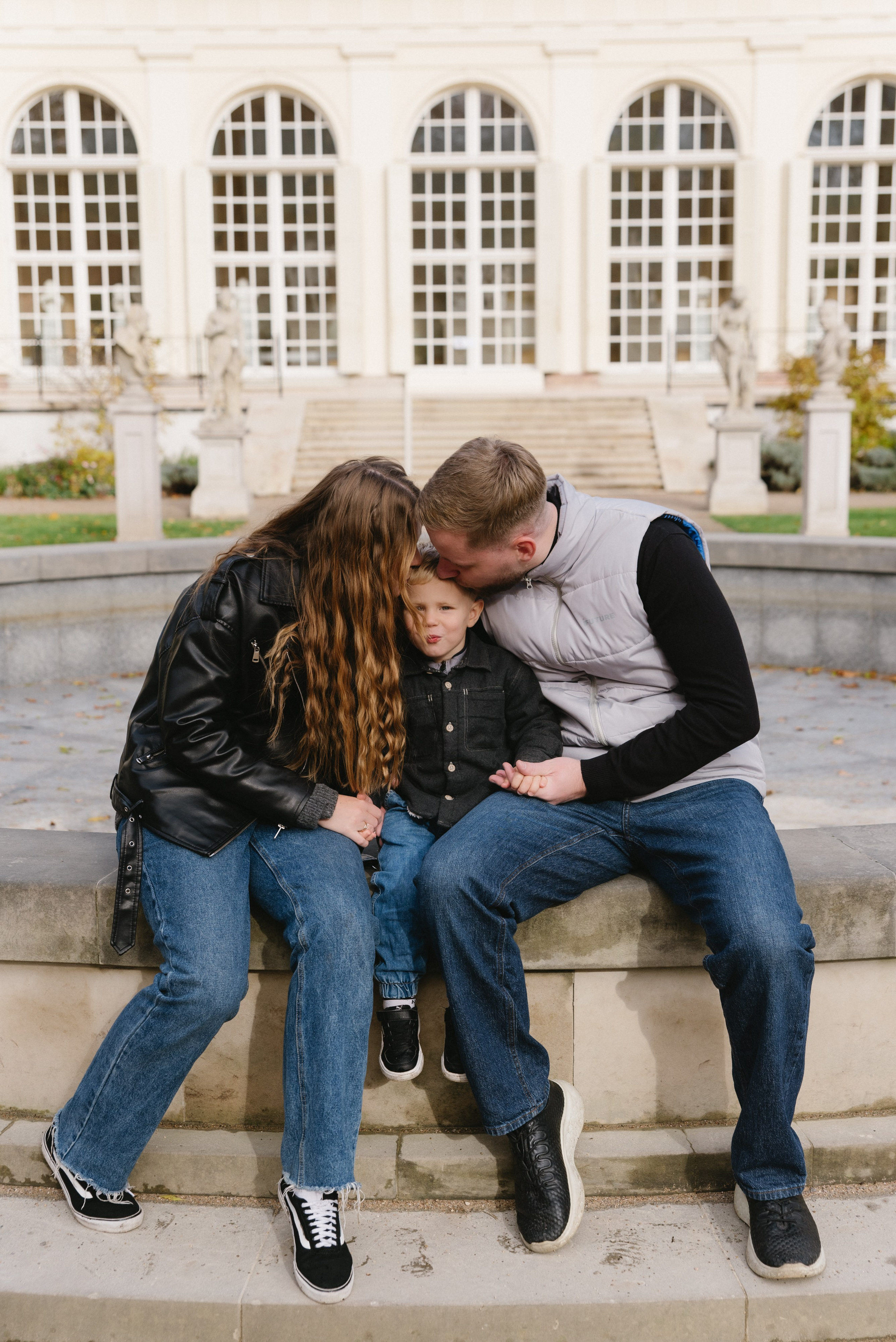 Sesja rodzinna Hanna, Vlad & Matvei. Eugene Save – Fotograf Ślubny i Rodzinny | Warszawa i Cała Polska