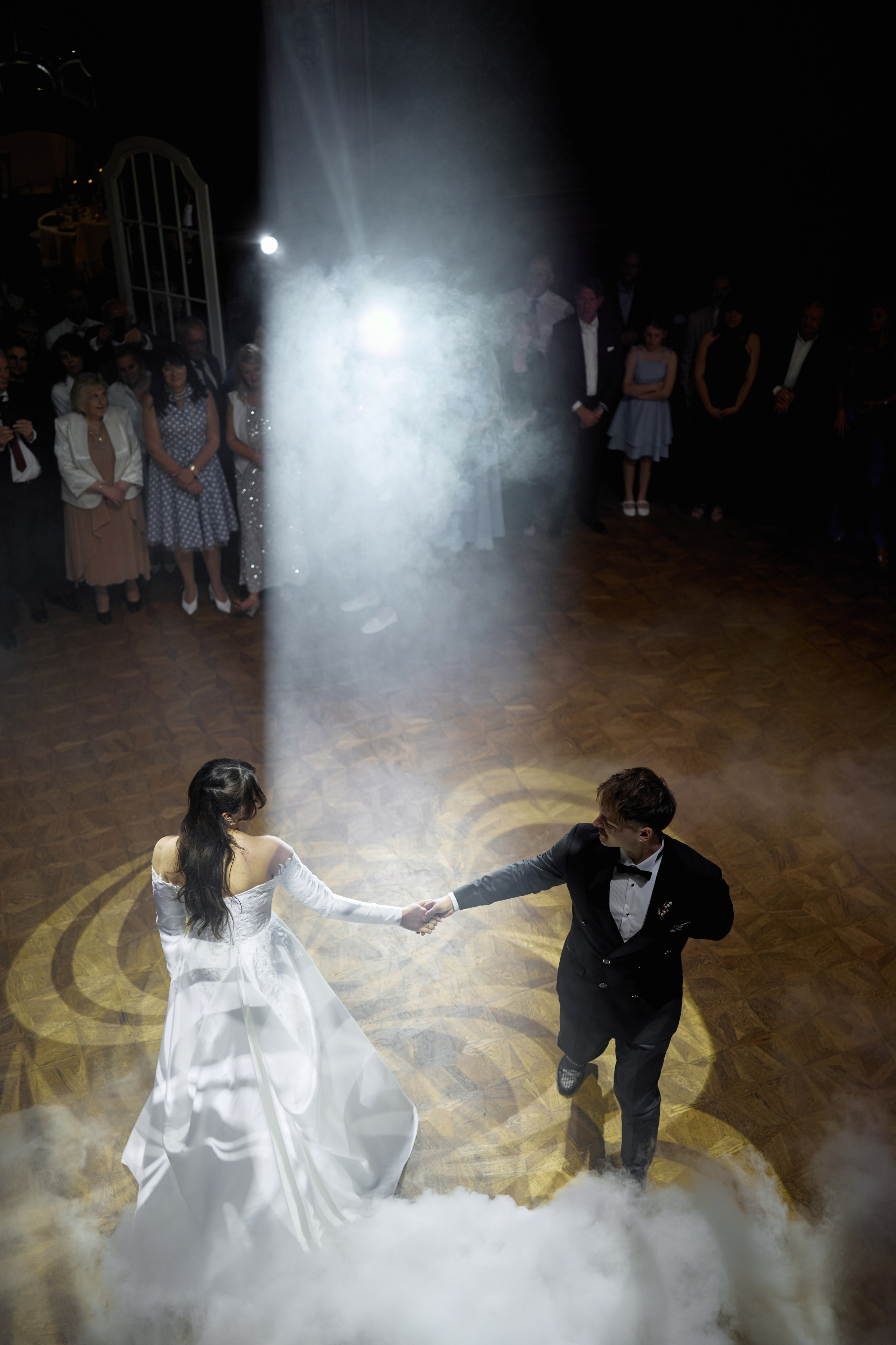 Wiktoria & Kacper. Pałac Goetz. Fotograf ślubny i rodzinny w Krakowie Yana Klymova