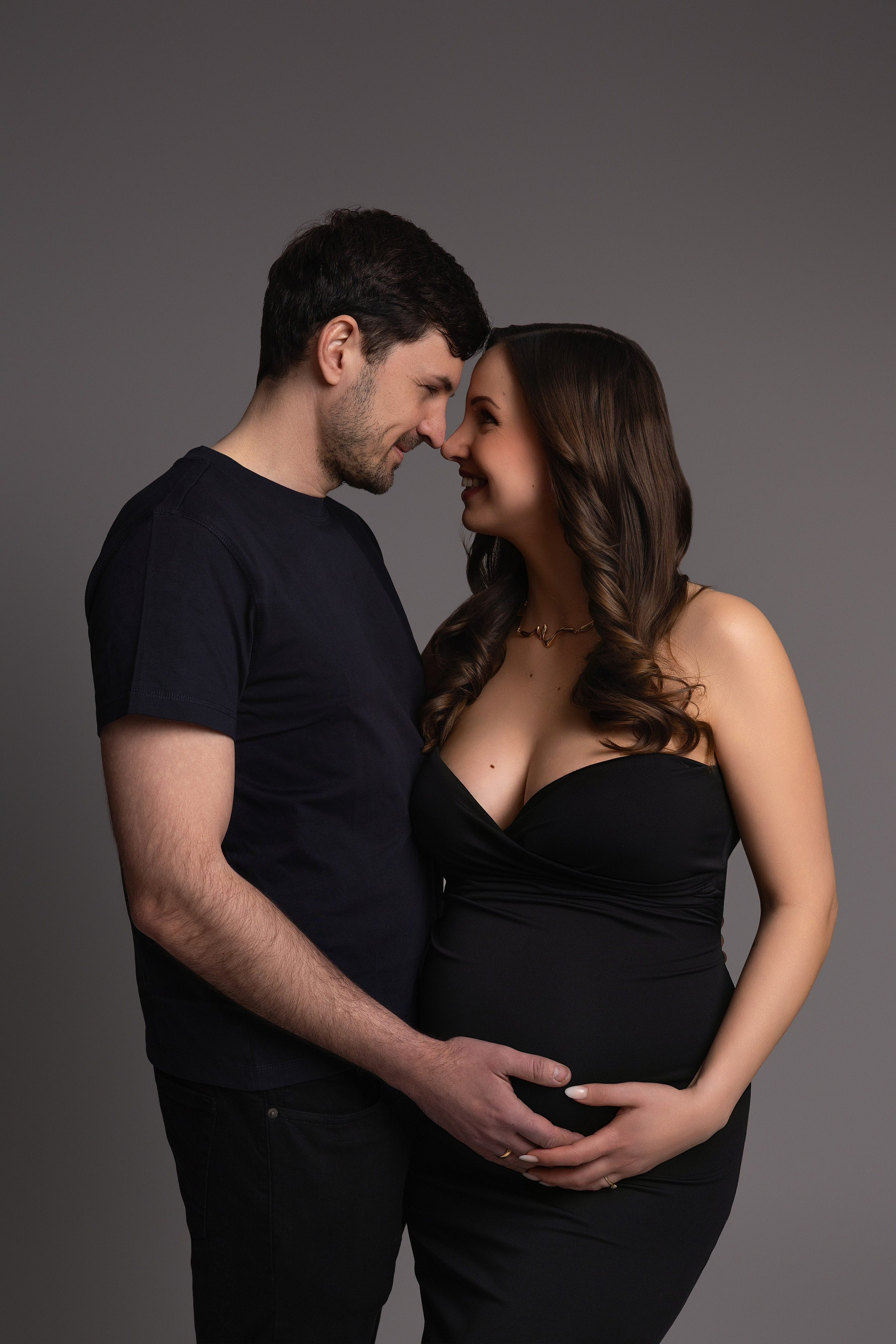 Babybauch. Neugeborene- Schwangerschaft- und Kinder Fotografin in Lehre