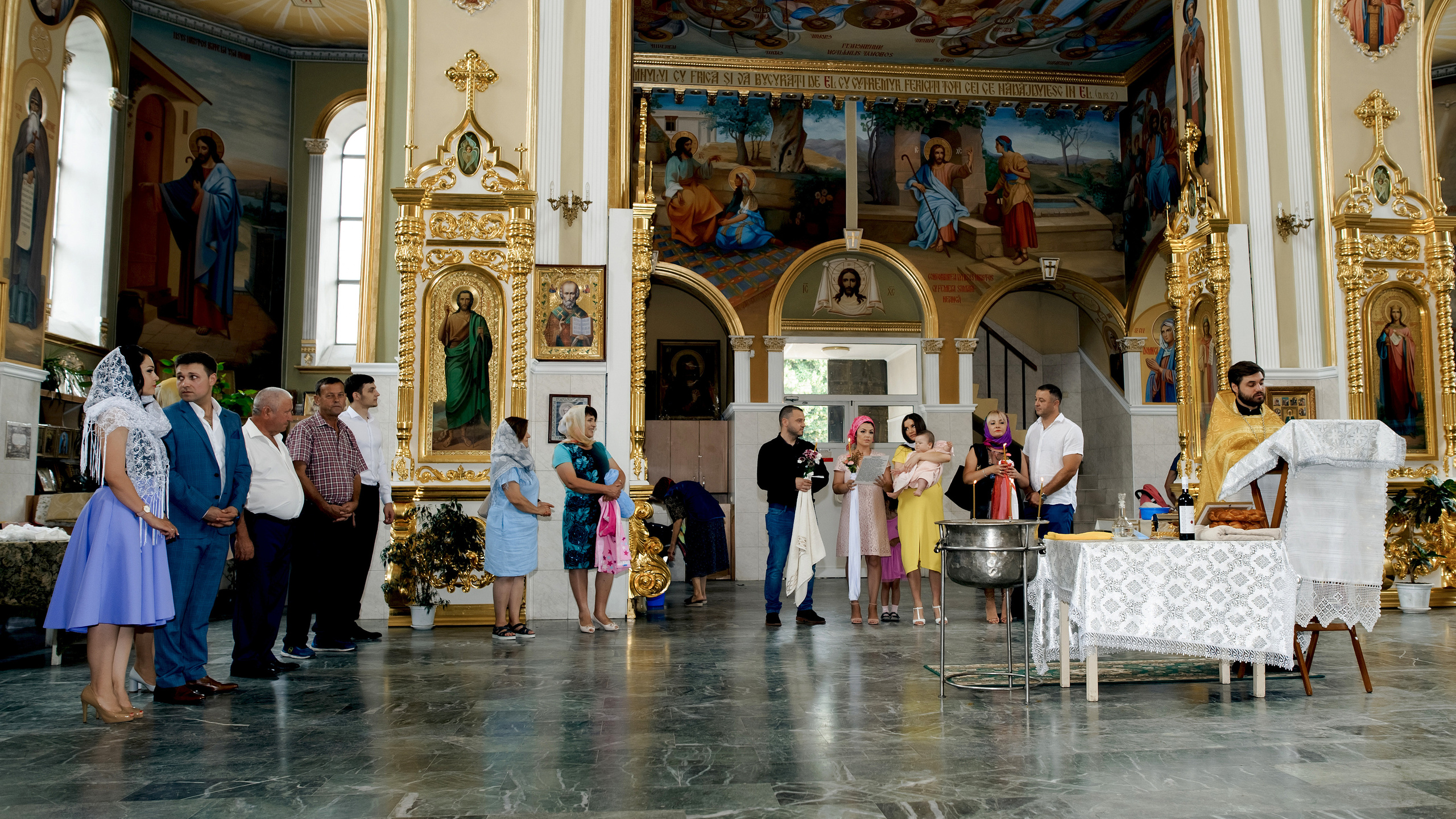 Încreștinarea Ameliei. Fotograf de familie și evenimente