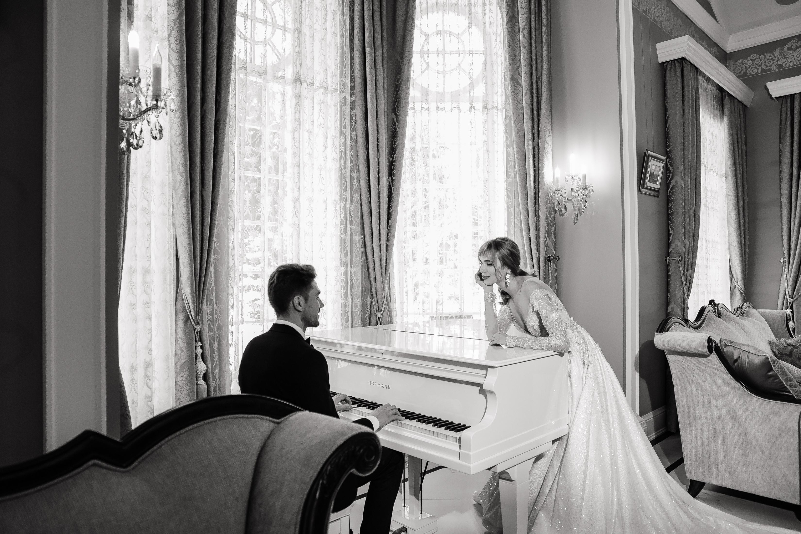 2021 De Luxe Wedding Photoshoot Esteema Residence Kiev Ukraine. Iurkovski PHOTOGRAPHY in Europe. Luxury destination weddings and events