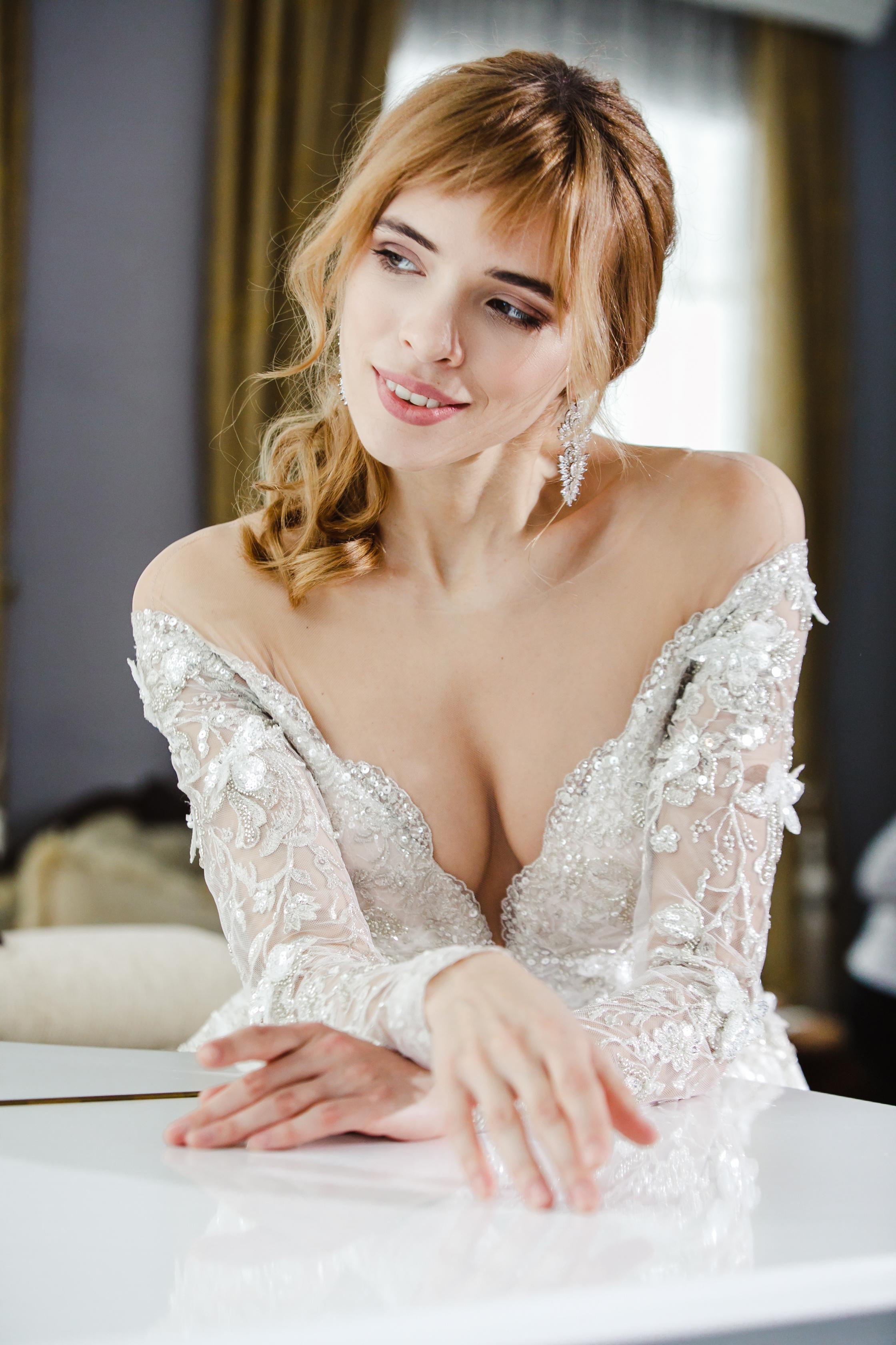 2021 De Luxe Wedding Photoshoot Esteema Residence Kiev Ukraine. Iurkovski PHOTOGRAPHY in Europe. Luxury destination weddings and events