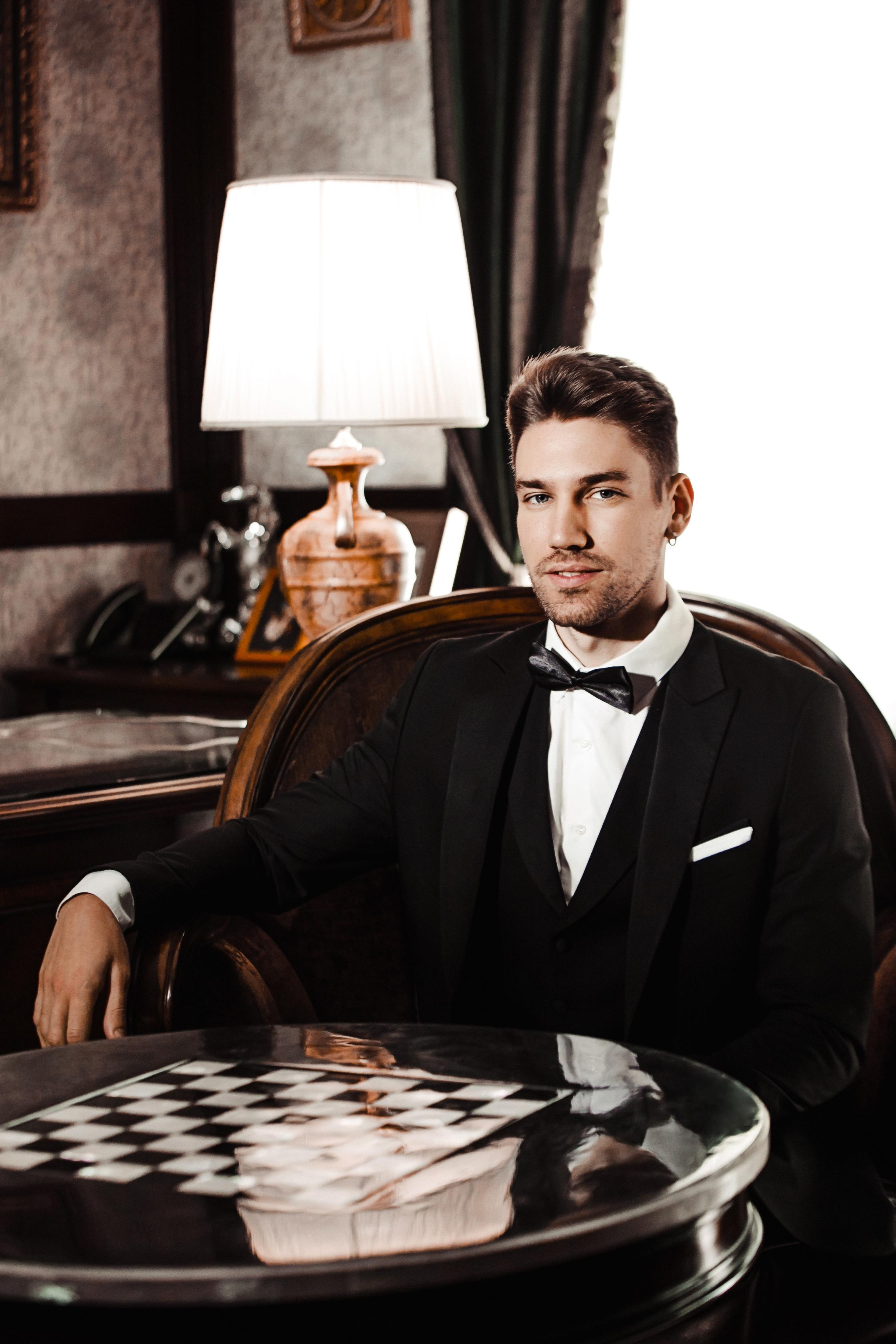 2021 De Luxe Wedding Photoshoot Esteema Residence Kiev Ukraine. Iurkovski PHOTOGRAPHY in Europe. Luxury destination weddings and events