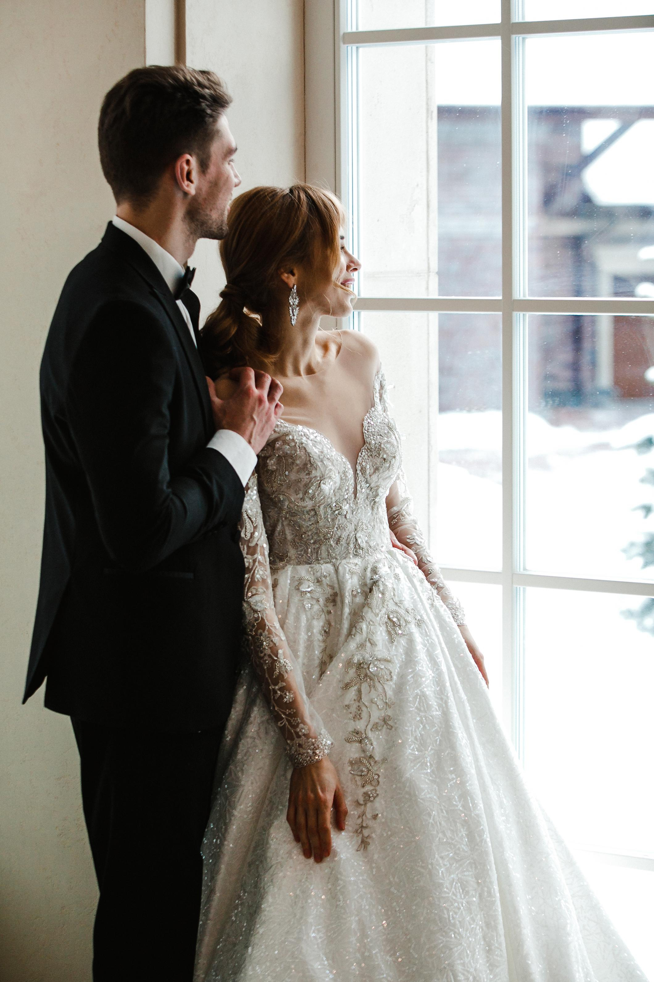 2021 De Luxe Wedding Photoshoot Esteema Residence Kiev Ukraine. Iurkovski PHOTOGRAPHY in Europe. Luxury destination weddings and events